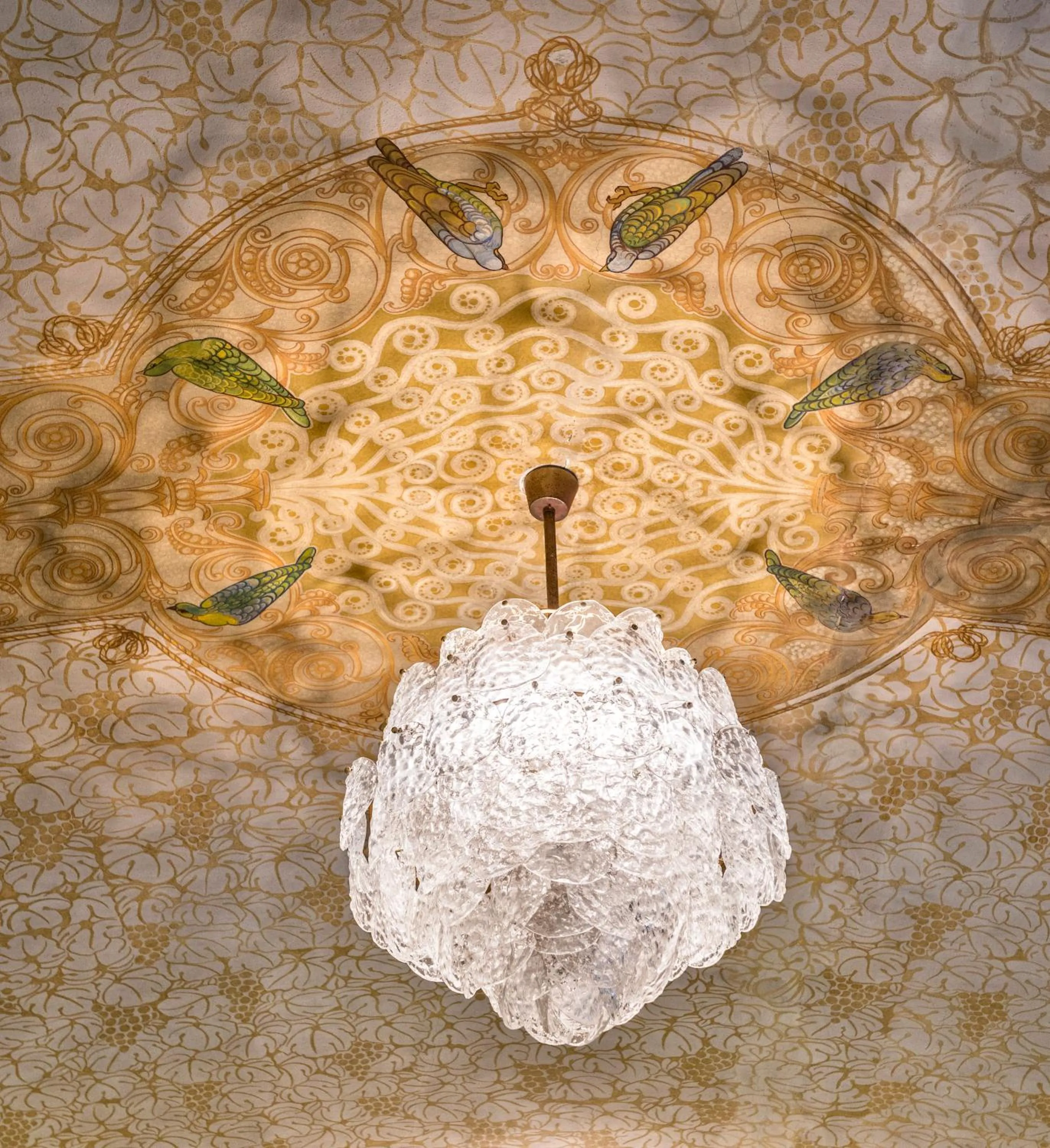 Decorative detail in Hotel Vittoria
