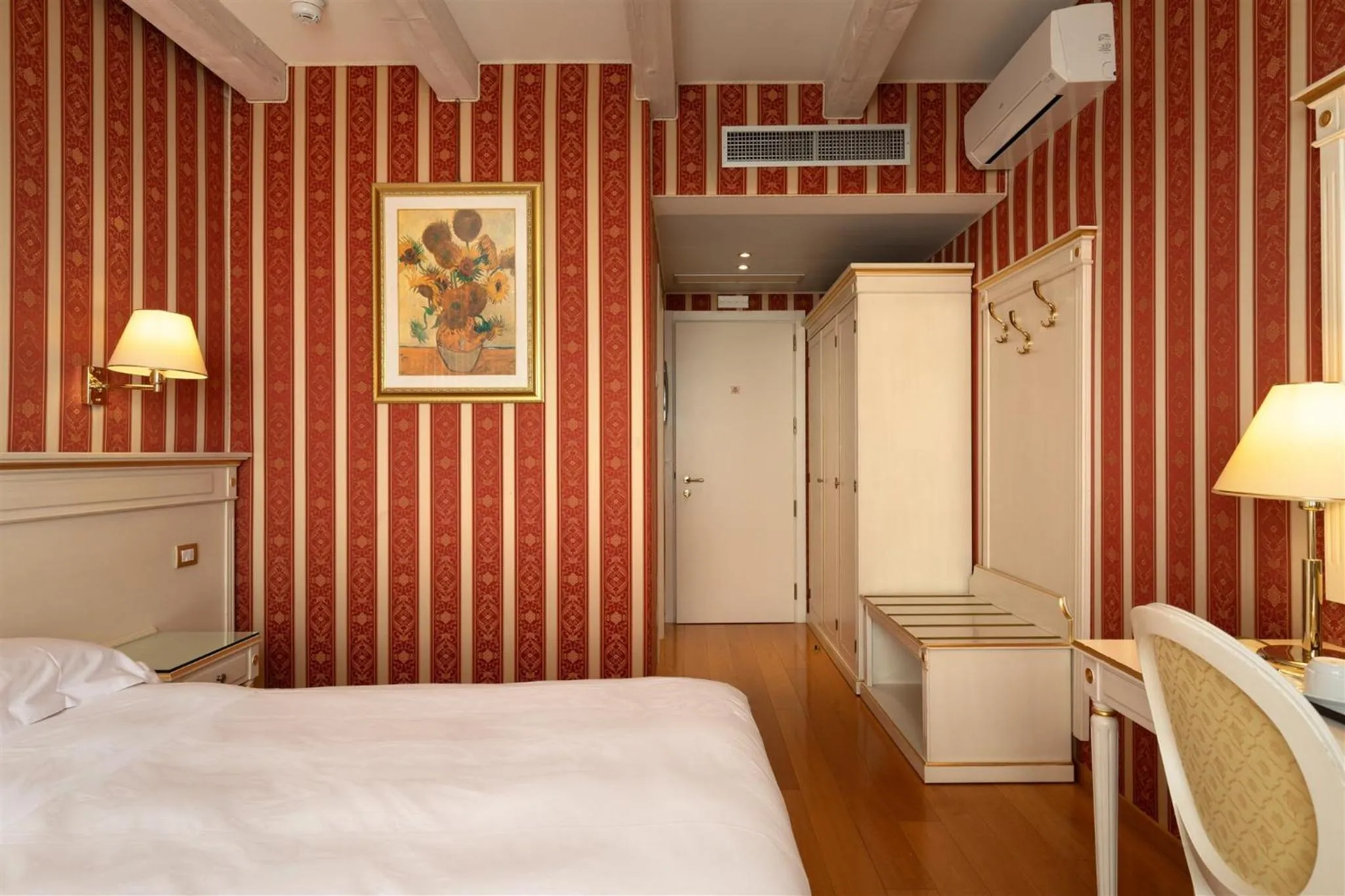 Bedroom, Bed in Noventa Hotel