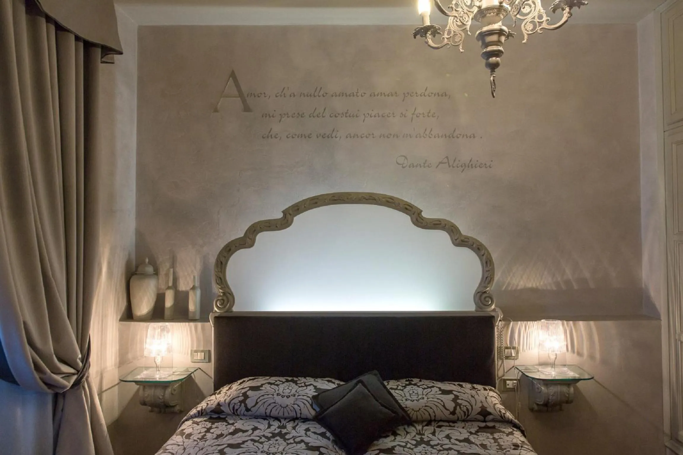 Bed in Villa Casagrande Resort e SPA