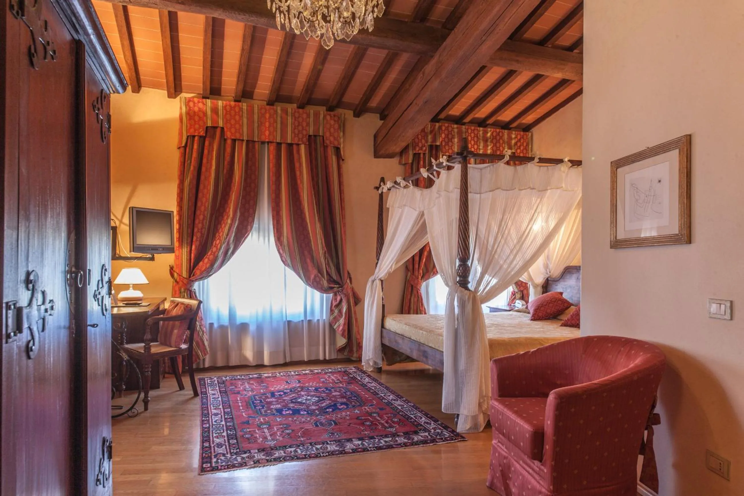 Photo of the whole room, Bed in Villa Casagrande Resort e SPA