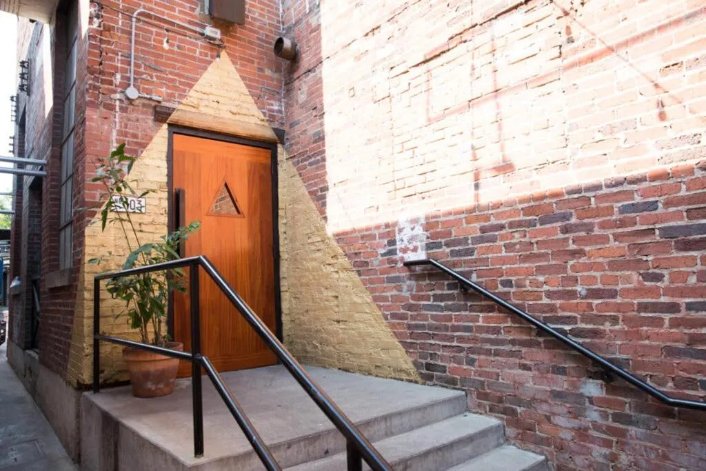 The Vinyl at Music Row - 1 Bedroom Apartment