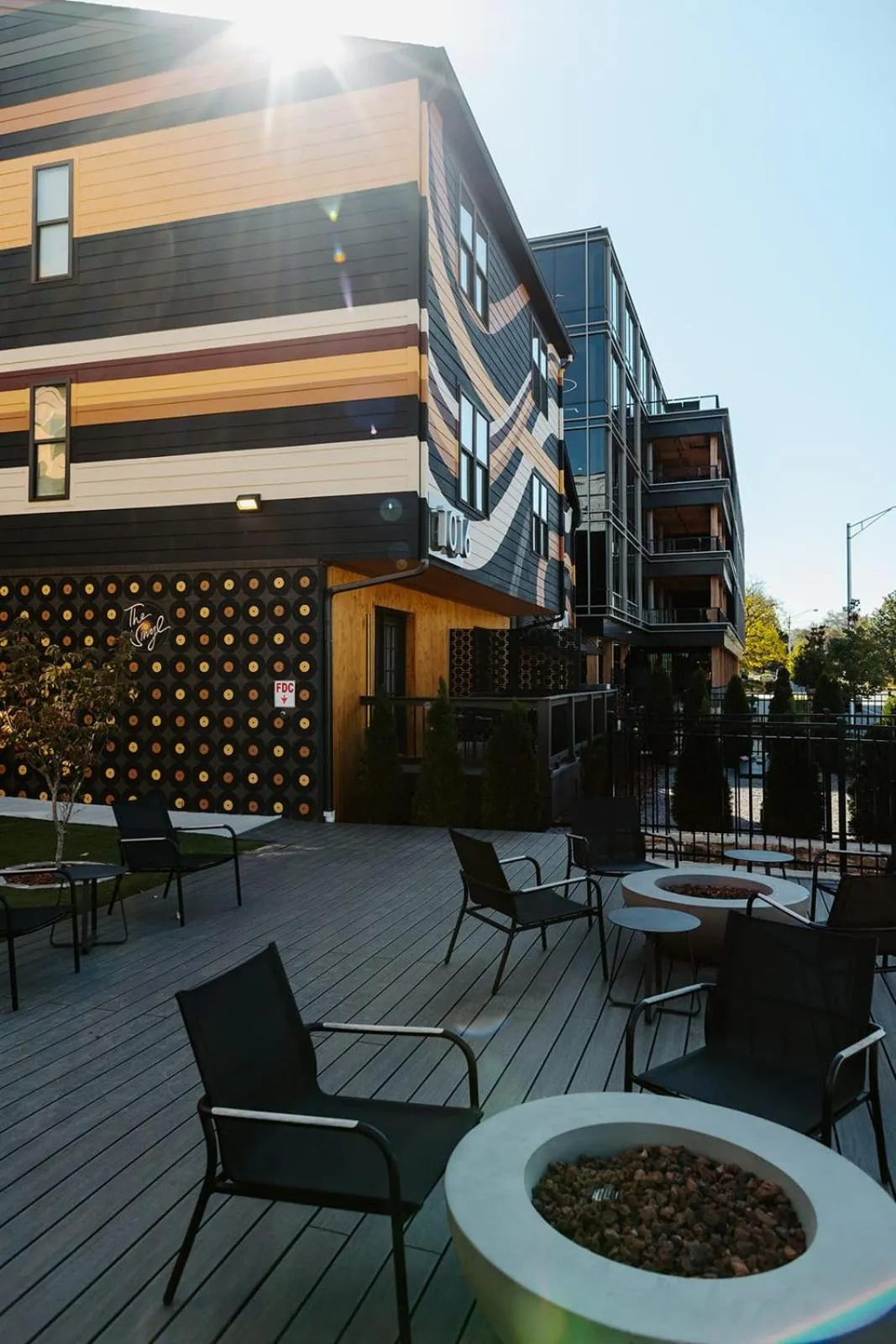 The Vinyl at Music Row - 1 Bedroom Apartment