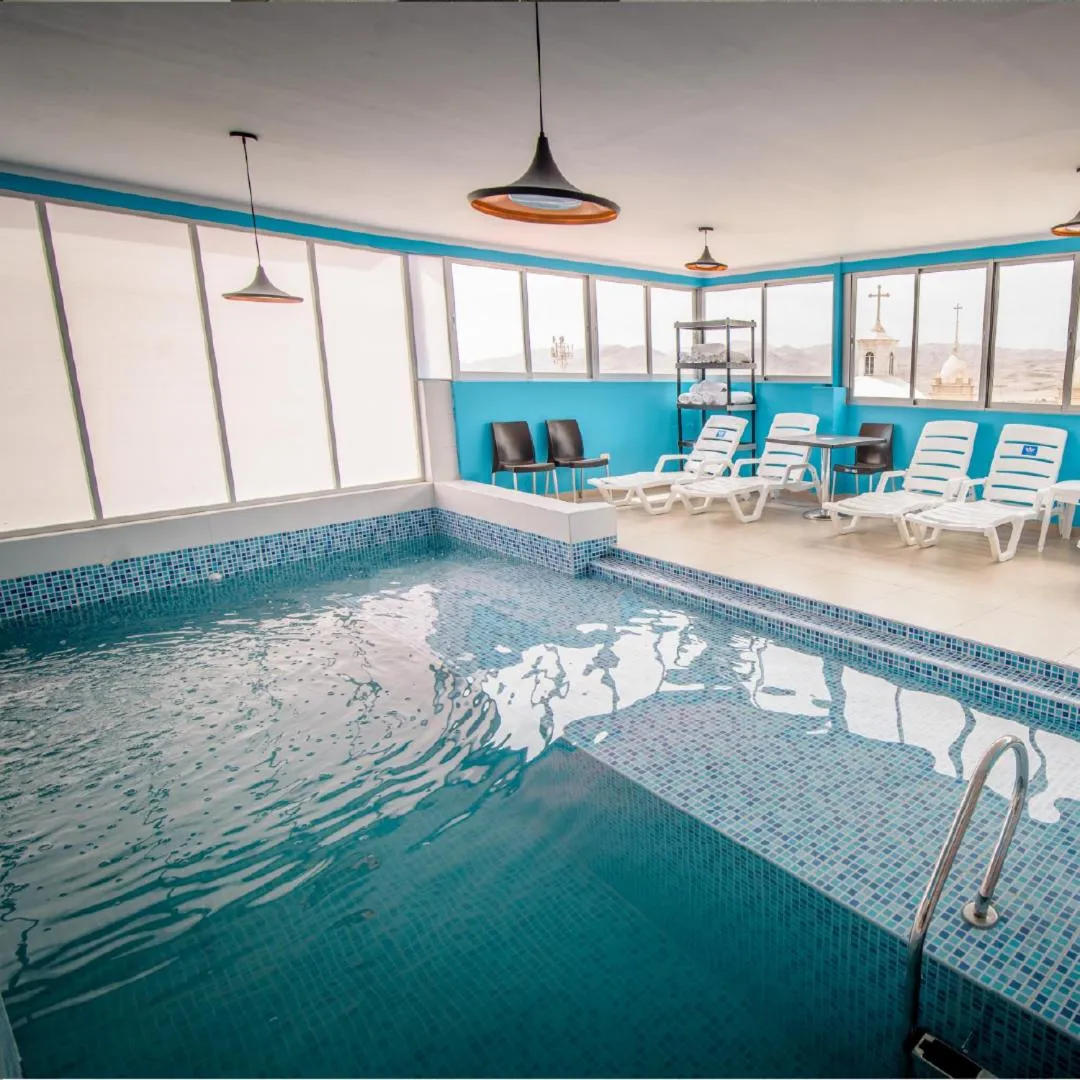 Swimming pool in Hotel Costa Sol Moquegua