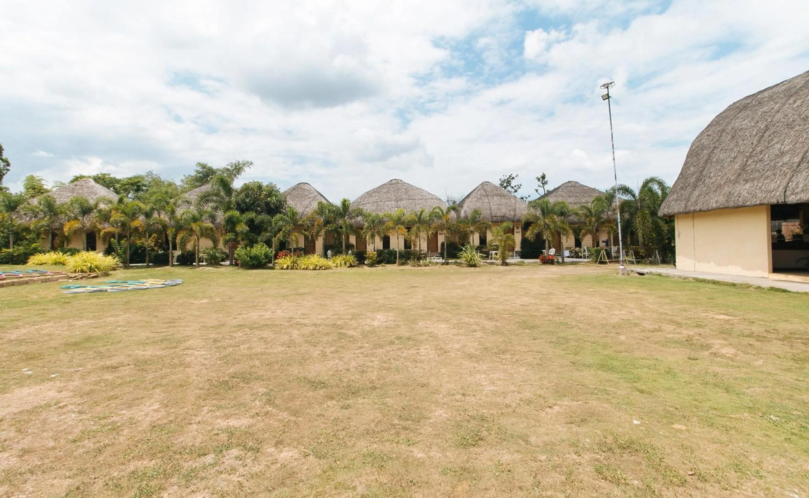 Garden in RedDoorz @ Afamosa Villas Resort Ilocos Sur