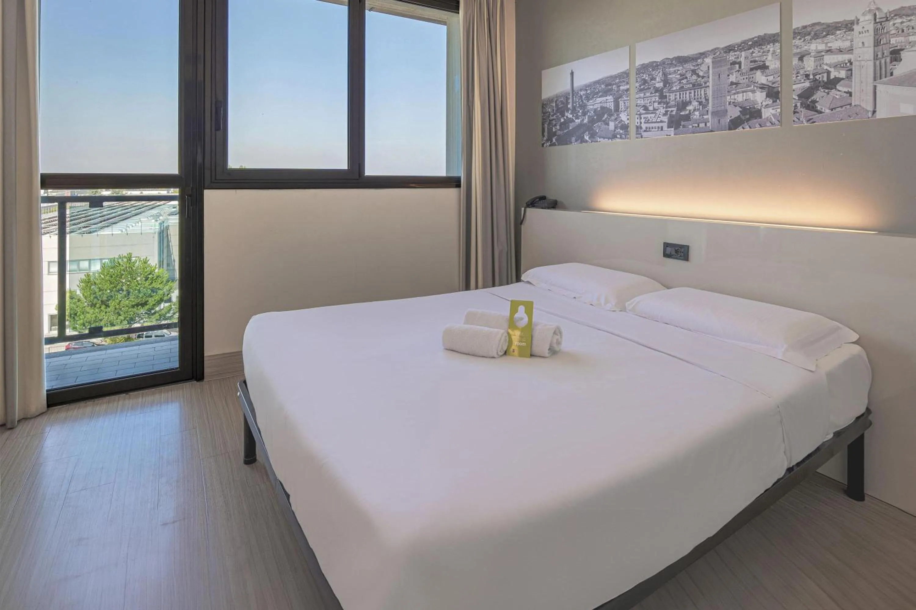 Photo of the whole room, Bed in B&B HOTEL Bologna