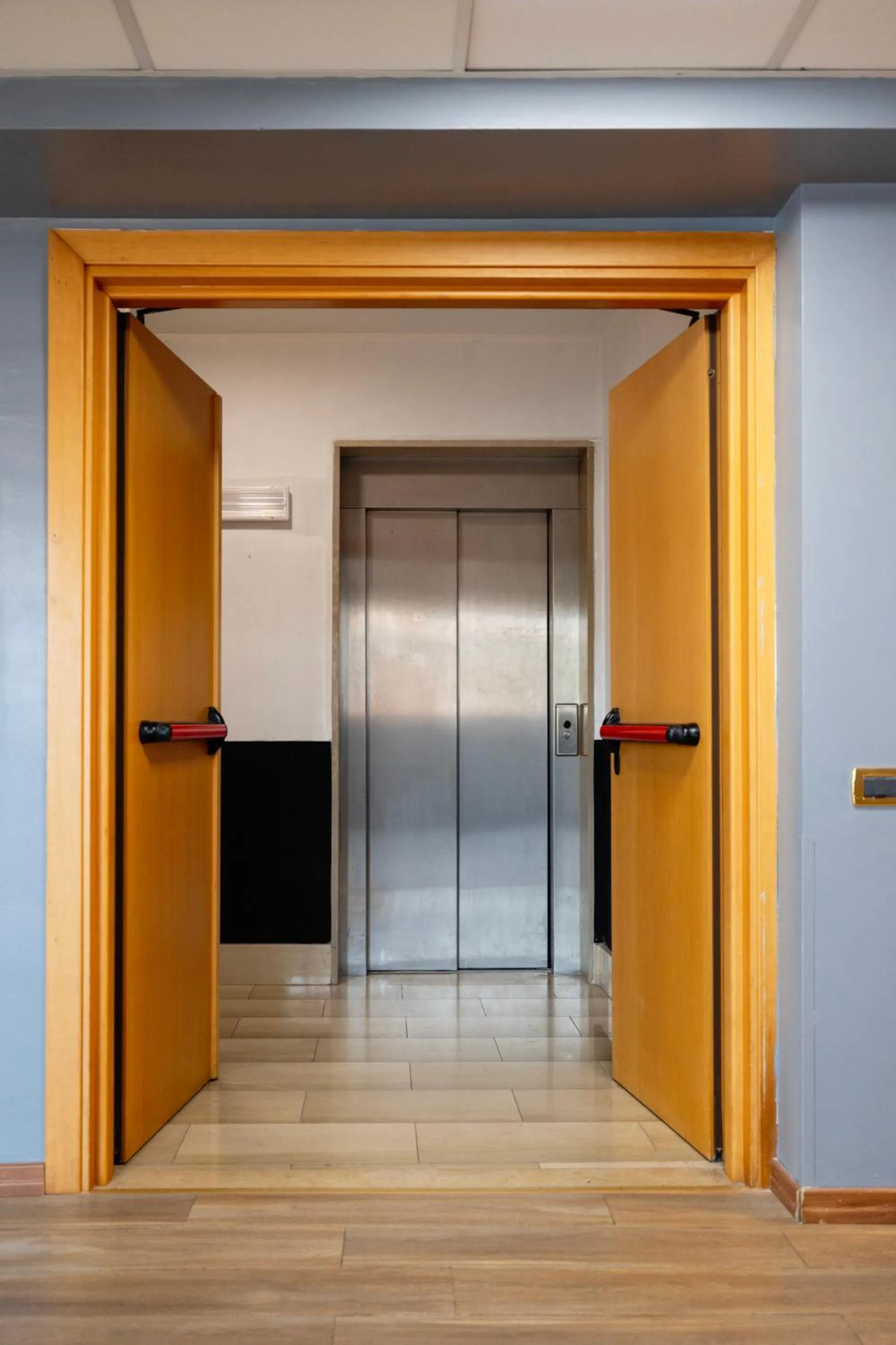 elevator in Scheppers Hotel