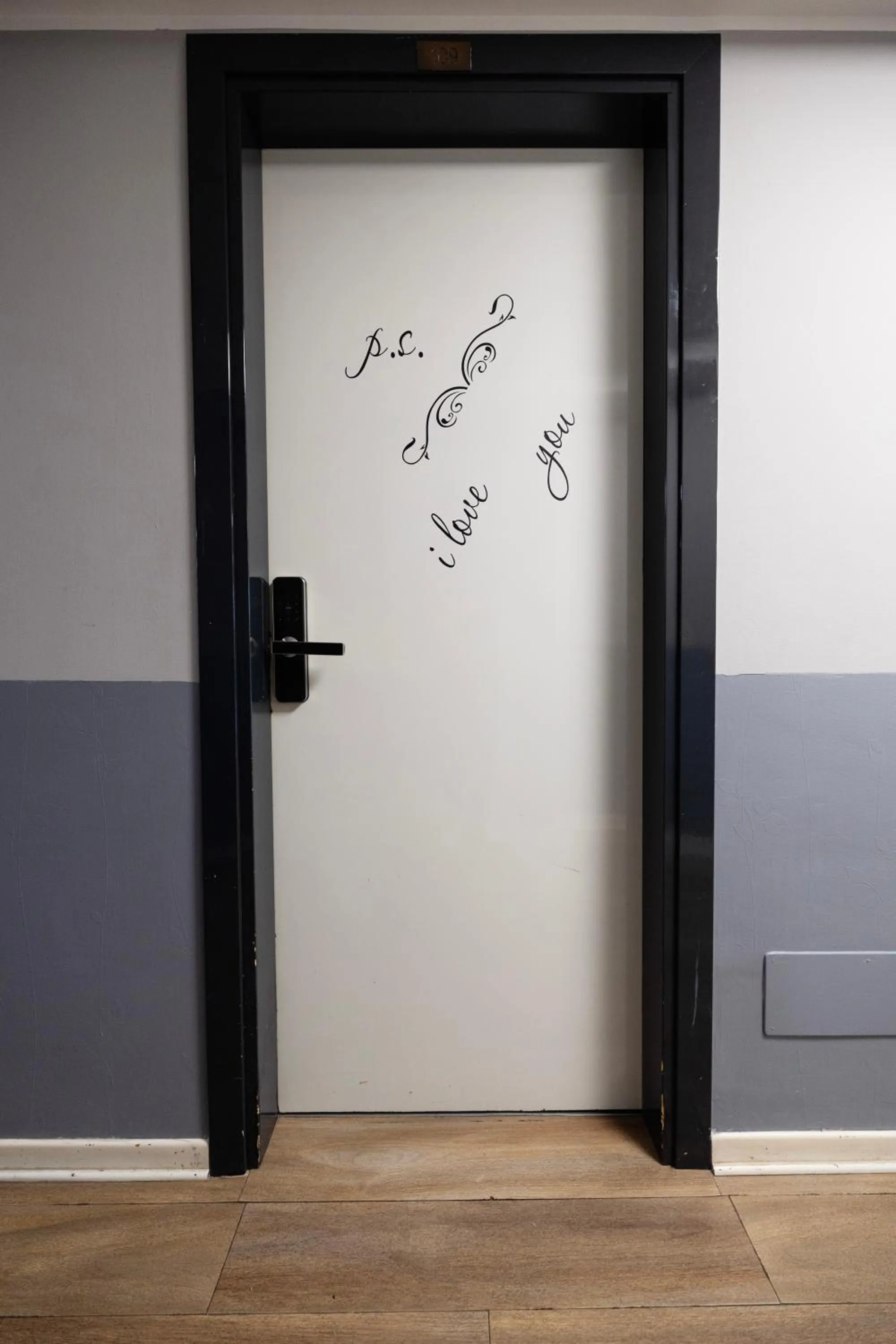 Bedroom in Scheppers Hotel