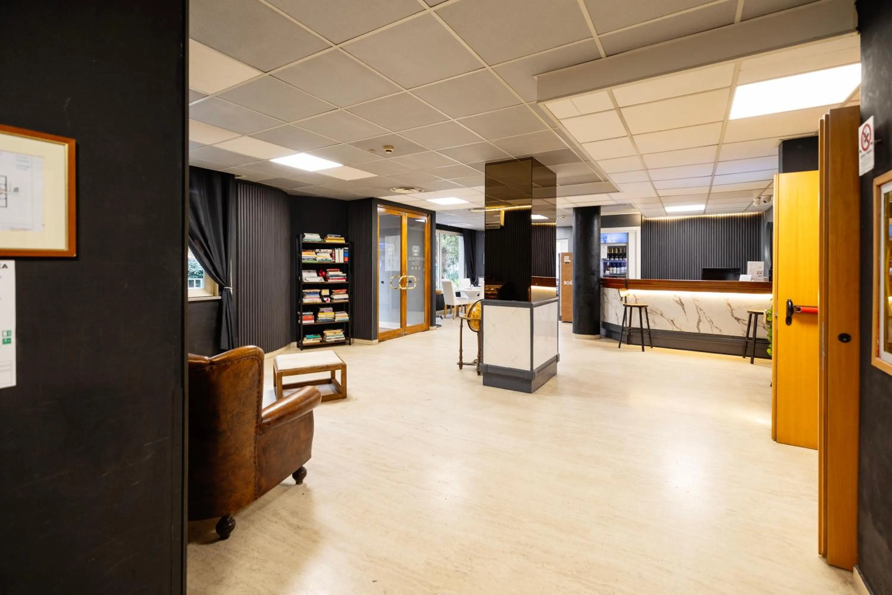 Lobby or reception in Scheppers Hotel