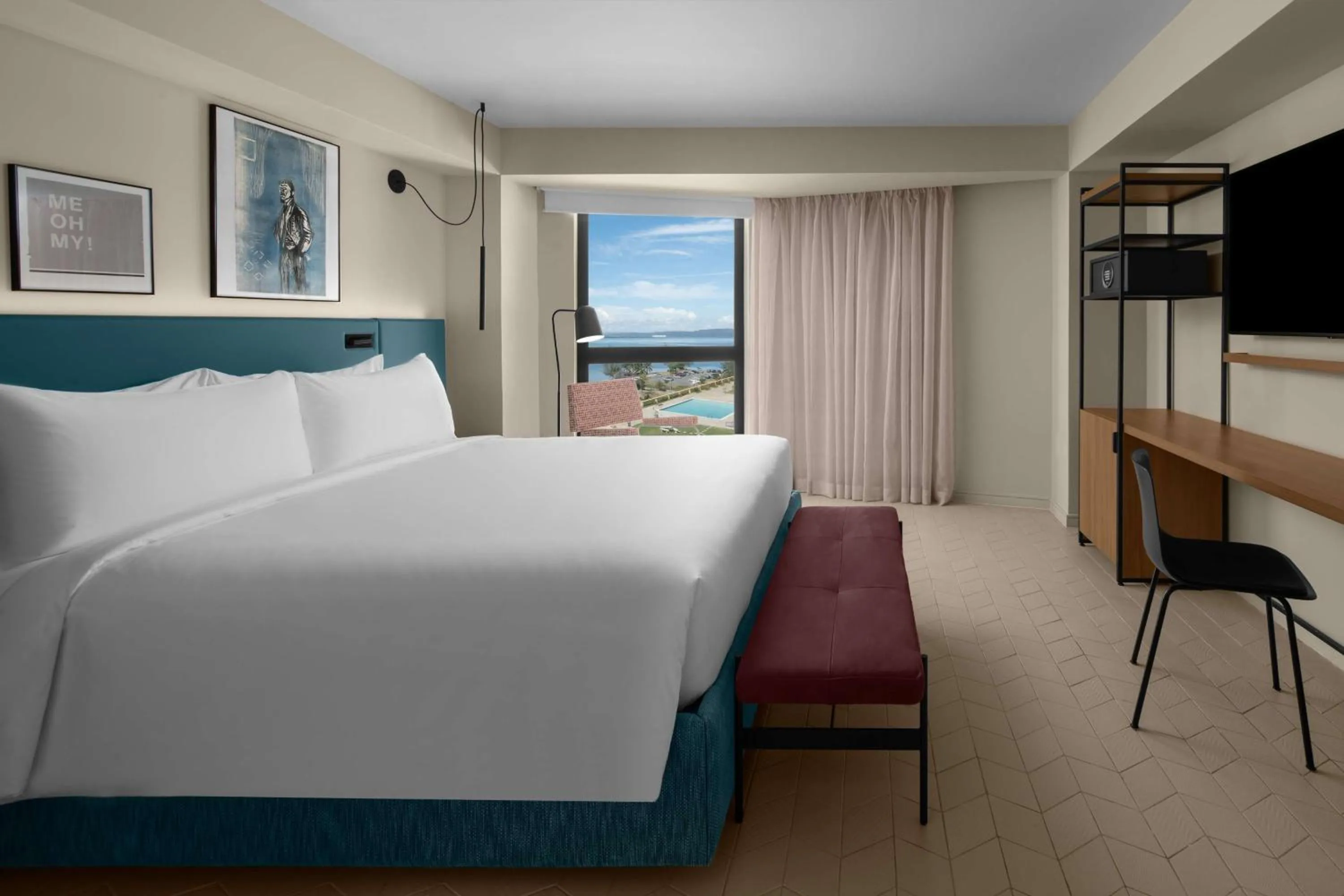 Bedroom, Bed in ROK Hotel Kingston, Tapestry Collection By Hilton