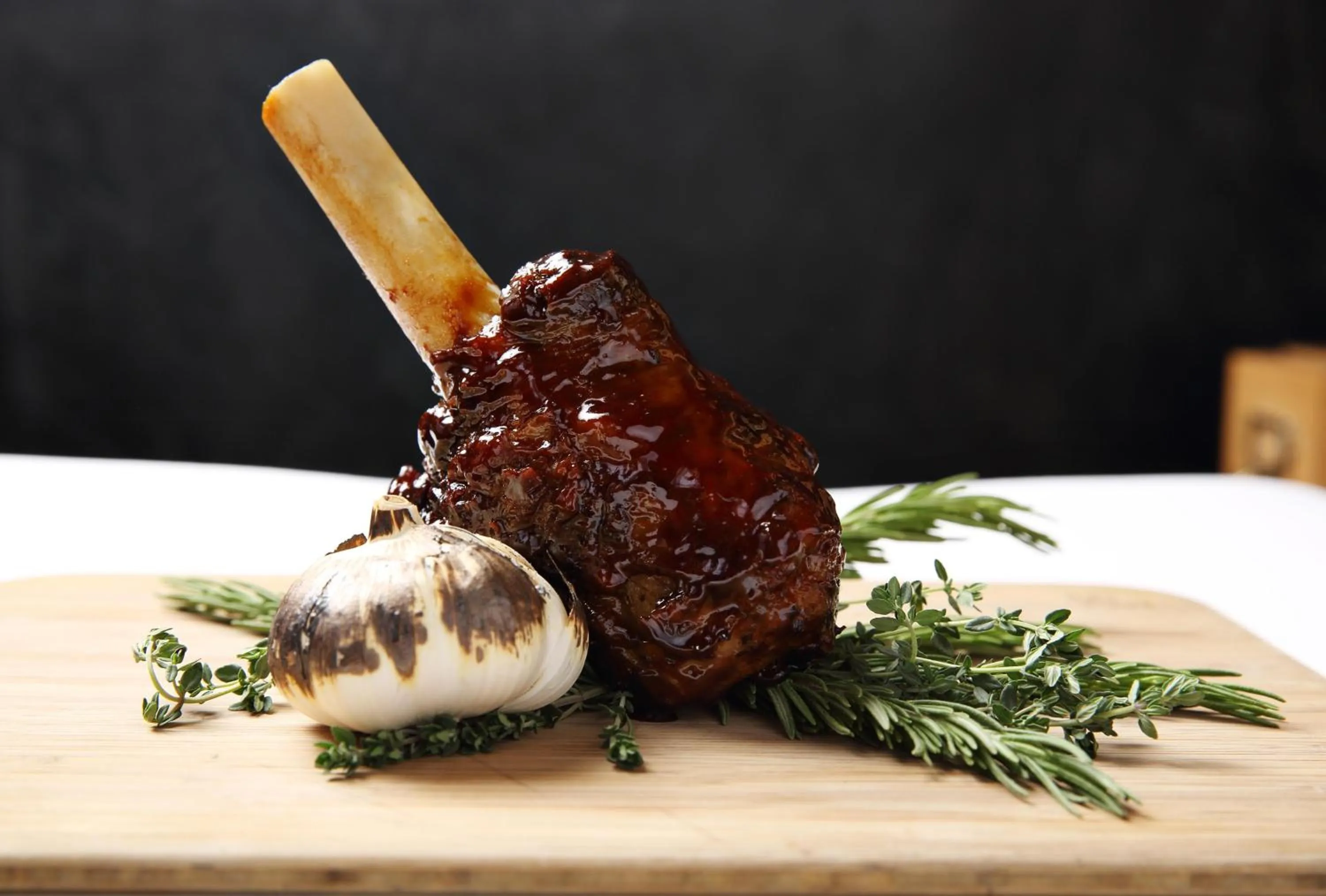 Dining area in Conrad Los Angeles