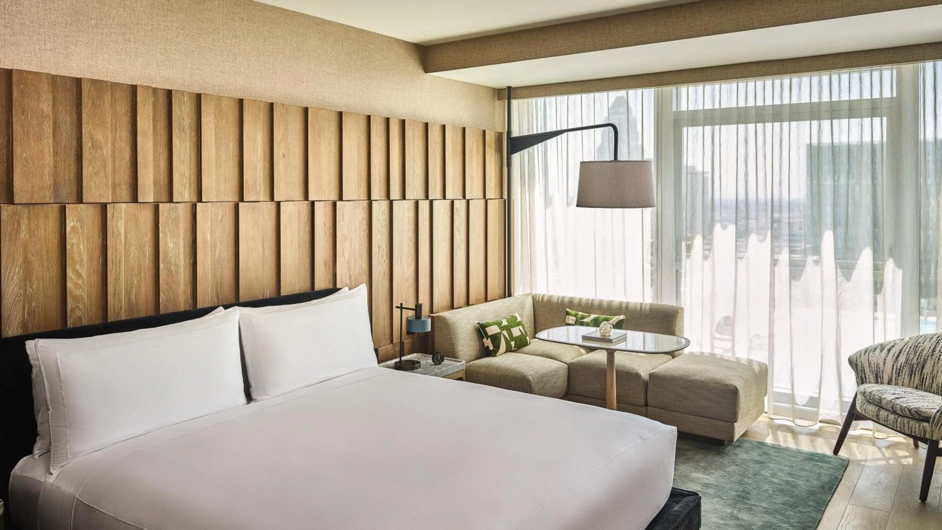 Photo of the whole room, Bed in Conrad Los Angeles