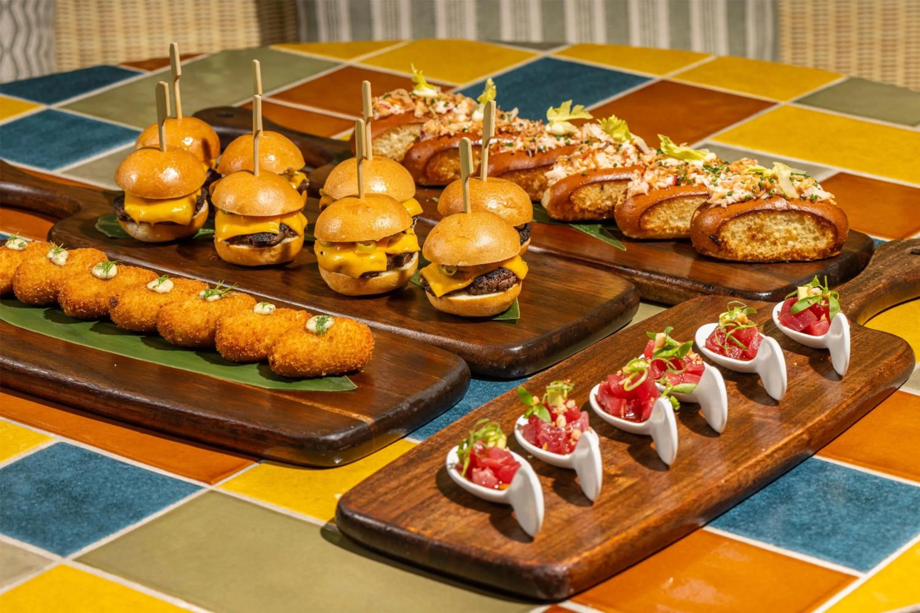 Restaurant/places to eat in Conrad Los Angeles