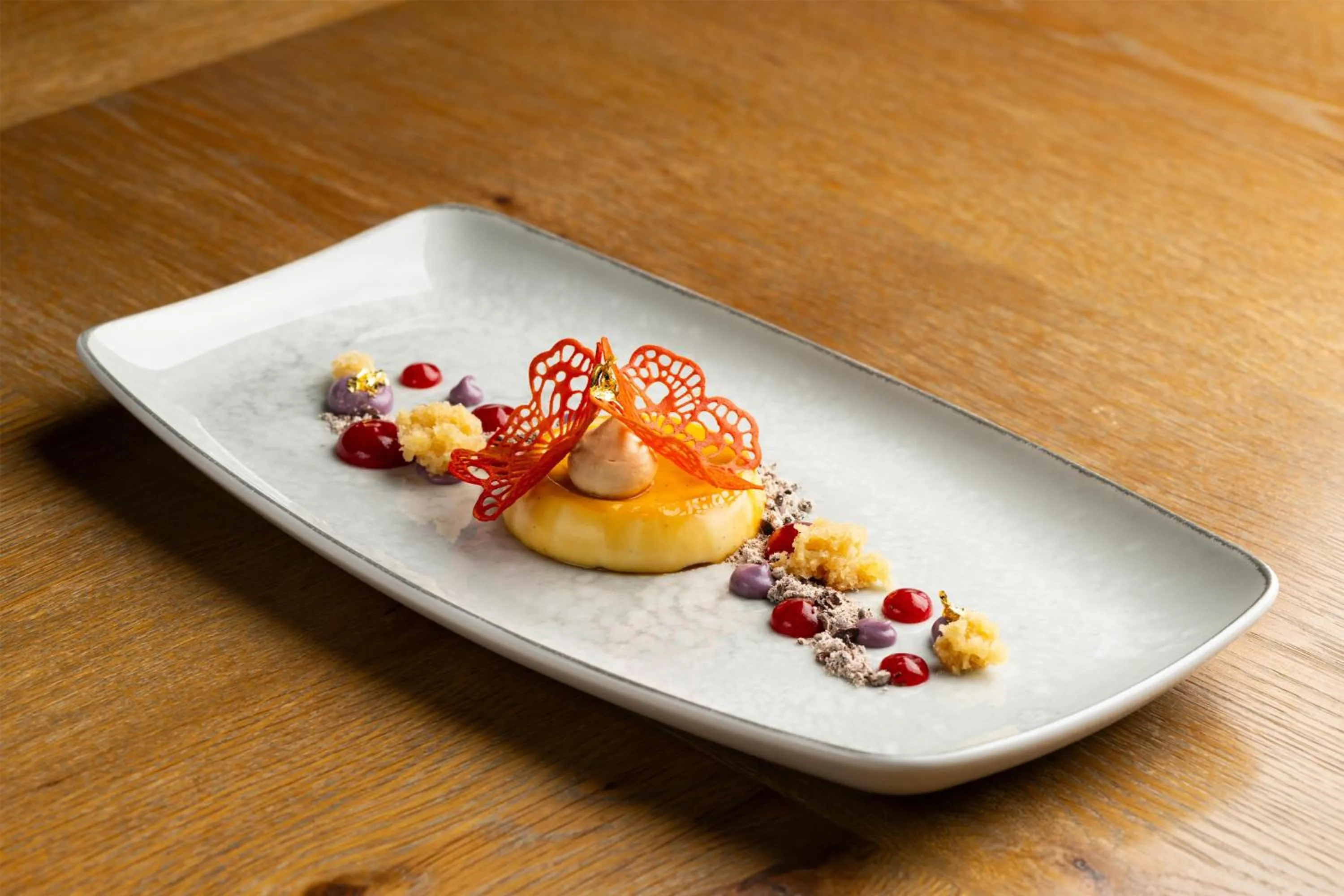 Restaurant/places to eat in Conrad Los Angeles