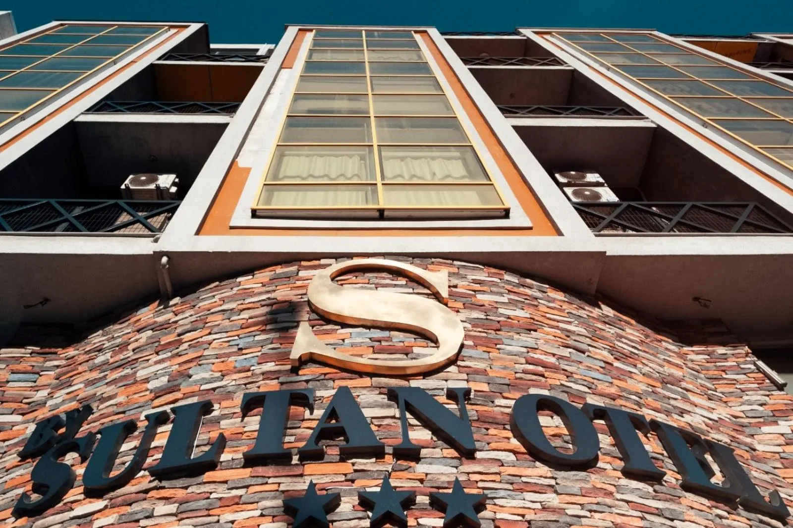Facade/entrance in By Sultan Otel