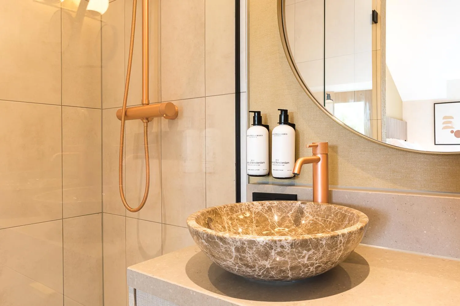 Bathroom in Boutique Hotel Helder I Kloeg Collection