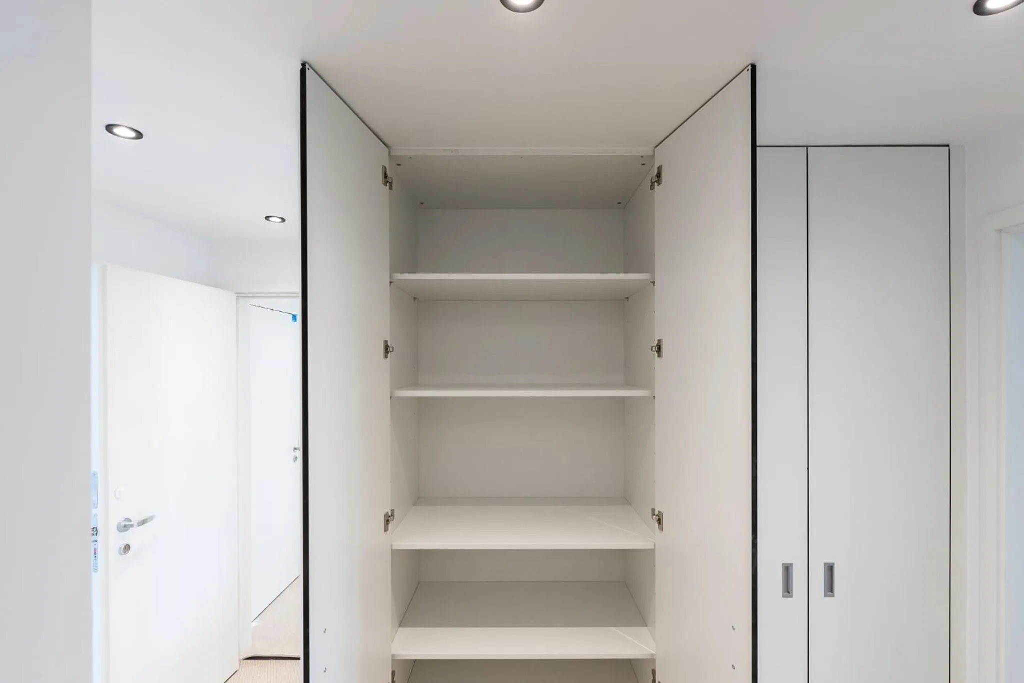 wardrobe in Studiohouse Frankfurt