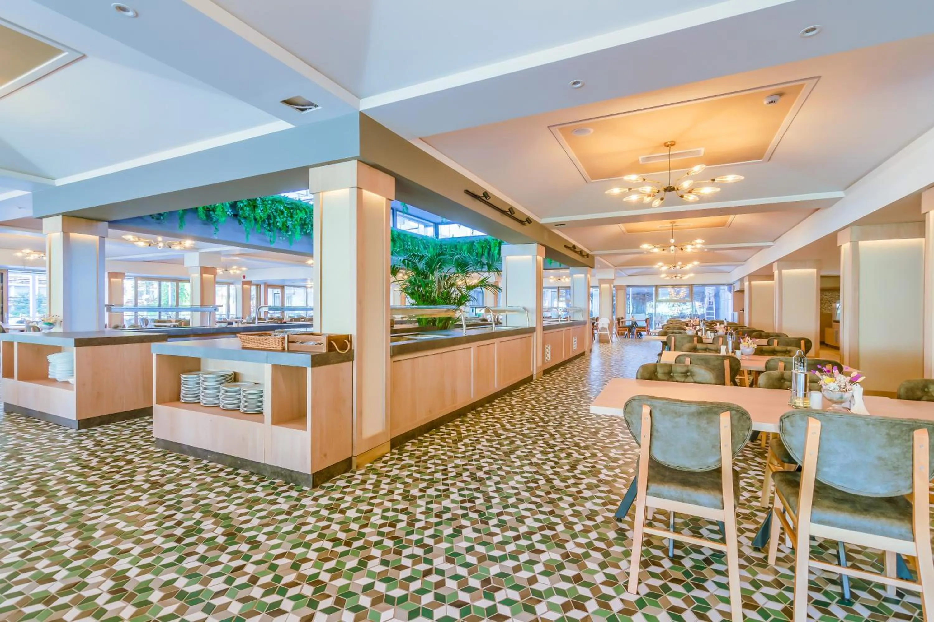 Restaurant/places to eat in Bacolux Koralio, Eforie Nord