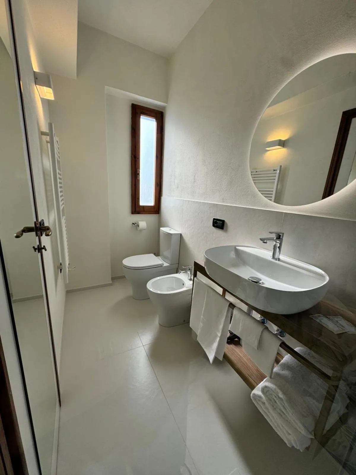 Shower in Hotel Corallo