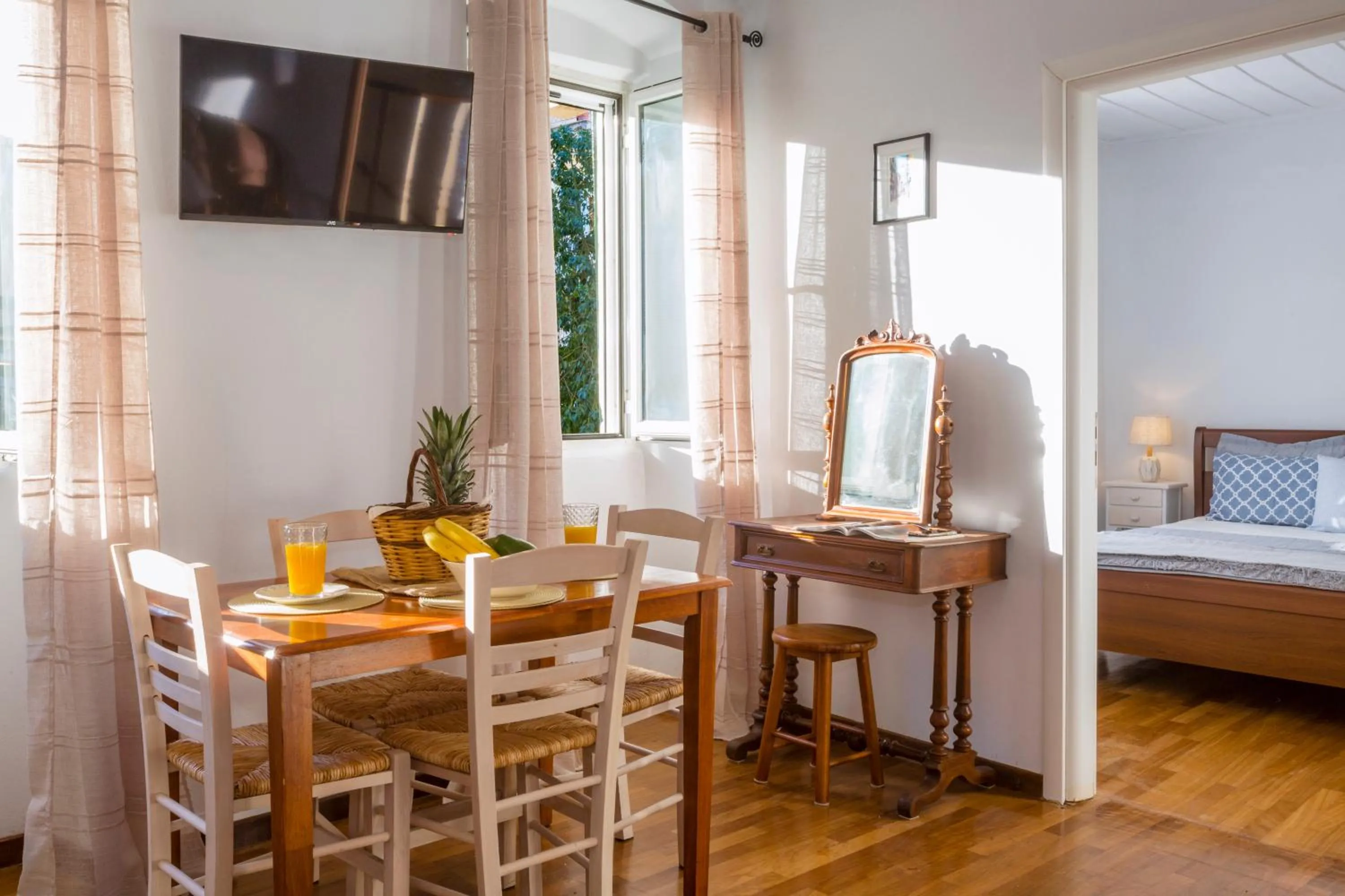Dining area, Bed in Casa Santa Sofia