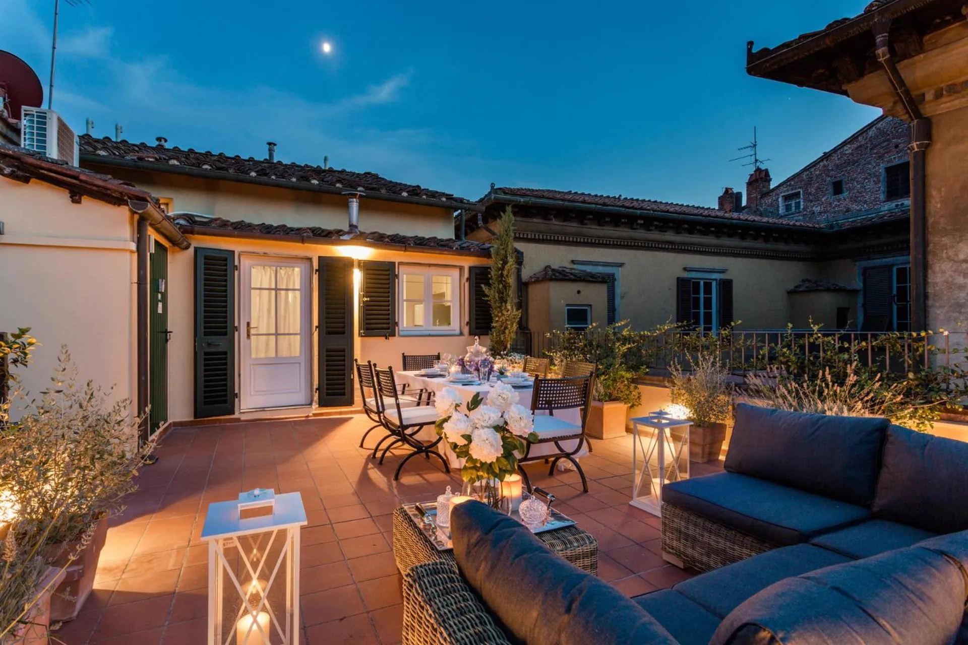 Other in Casa Ottone - Residenze Seicento - A superb bright flourish apartment with grand terrace inside Lucca City Centre