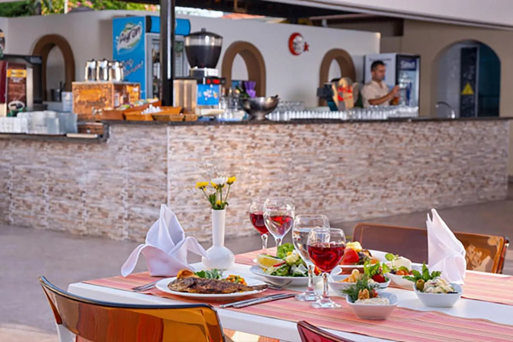 Restaurant/places to eat in Club Paradiso Hotel