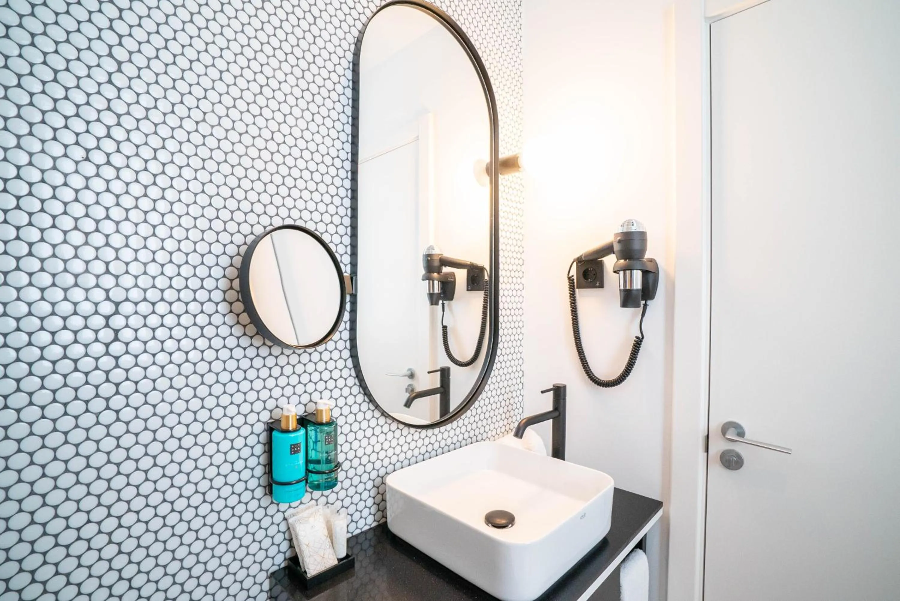 Toilet in SmartRental Collection Gran Vía Capital