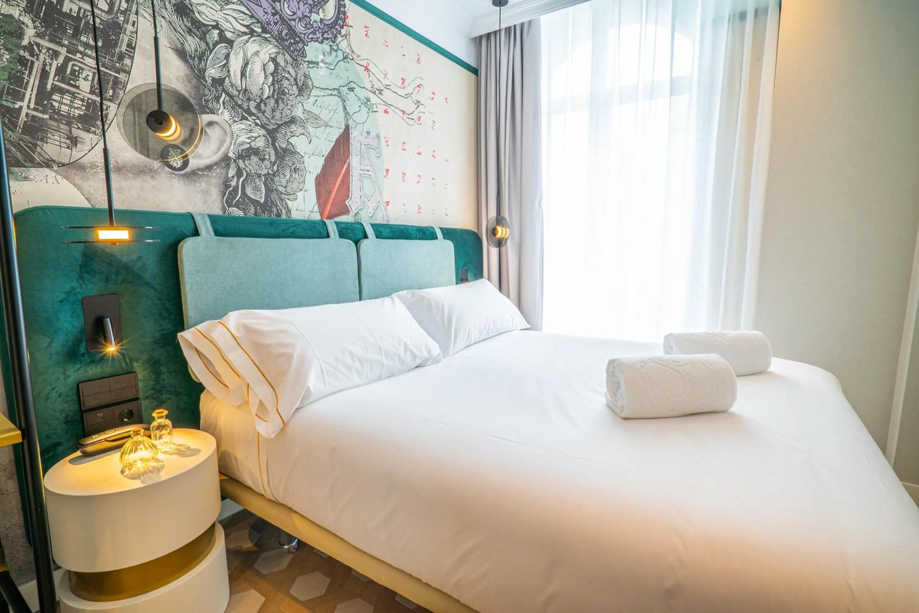 Bed in SmartRental Collection Gran Vía Capital