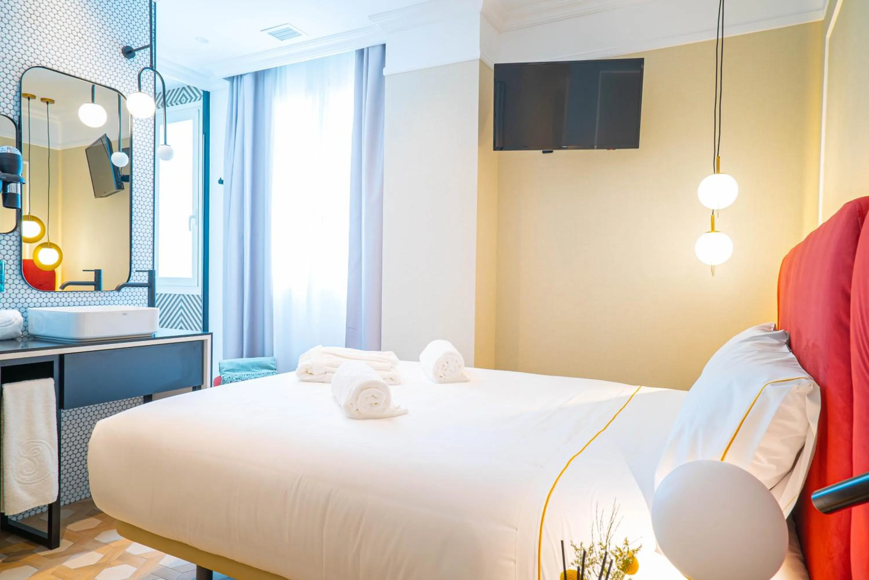 Bed in SmartRental Collection Gran Vía Capital