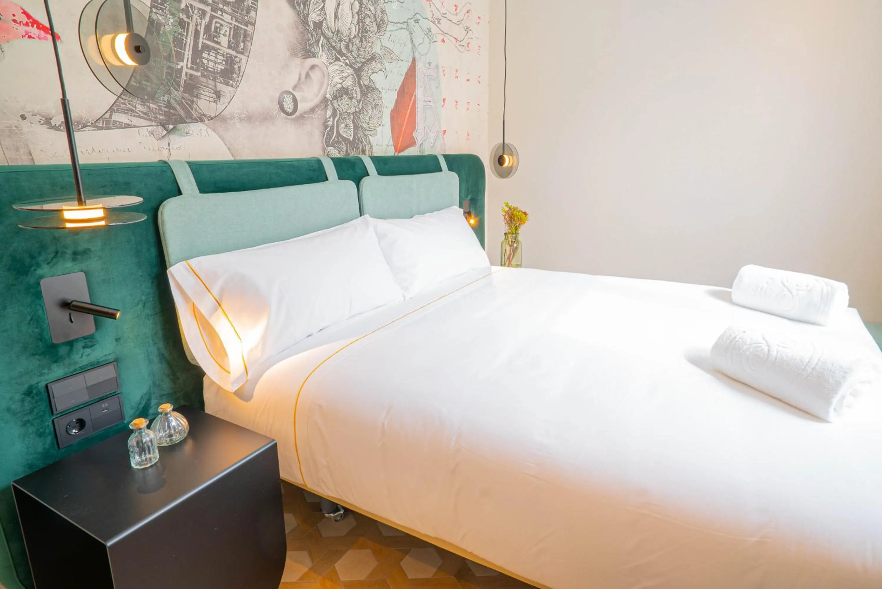 Bed in SmartRental Collection Gran Vía Capital