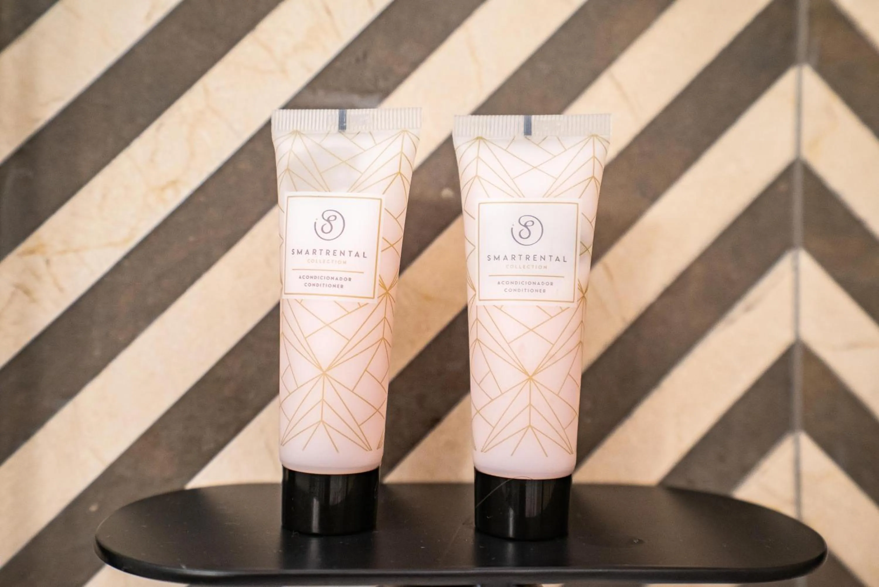 Bathroom in SmartRental Collection Gran Vía Capital