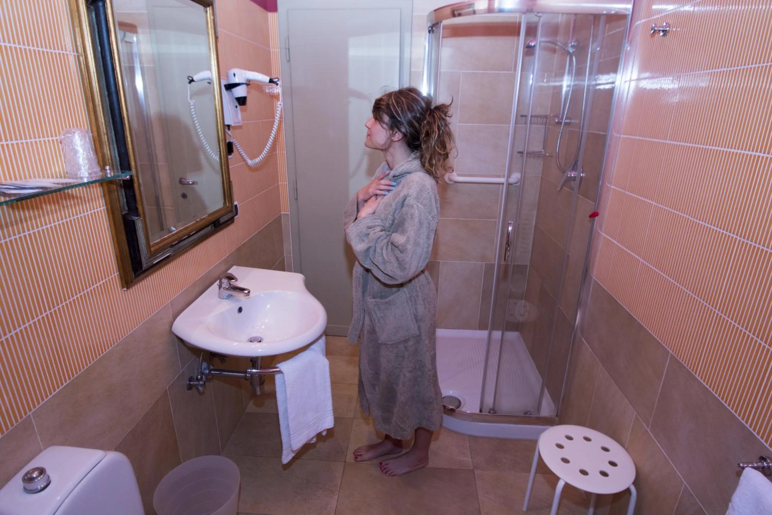 Shower in Hotel Giglio