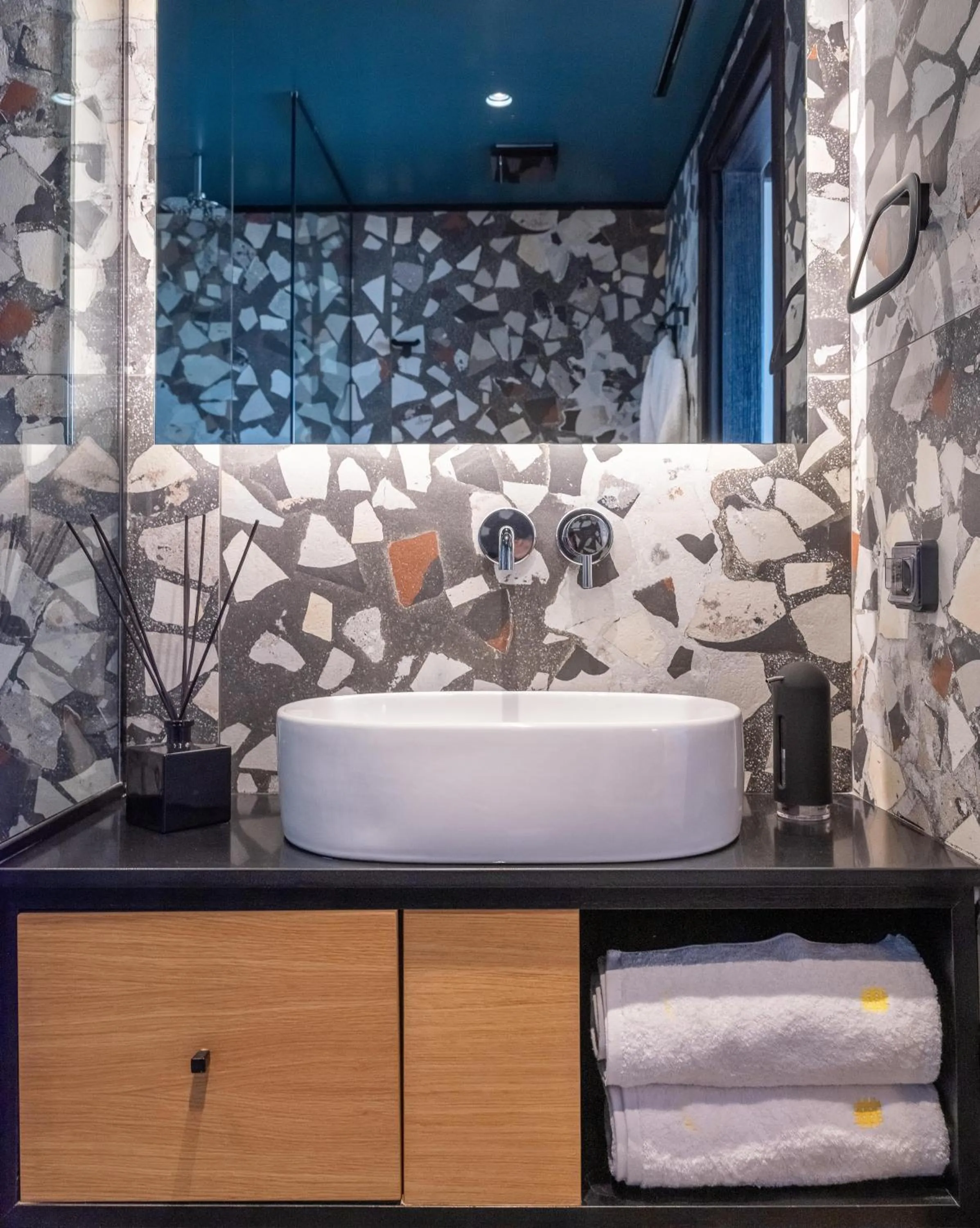 Bathroom in 3 Pines Design Living