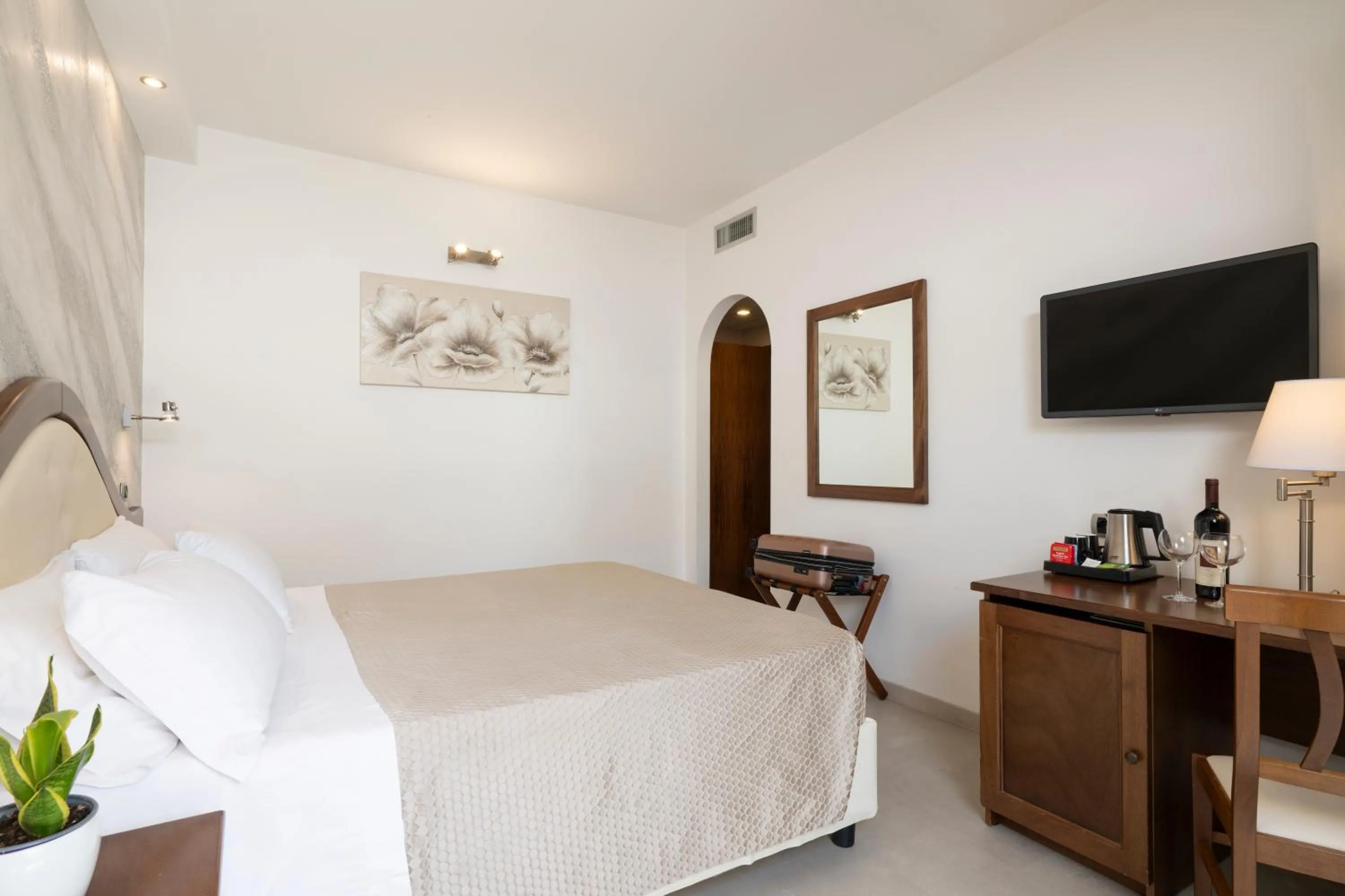 Bedroom, Bed in Hotel Nicoletta