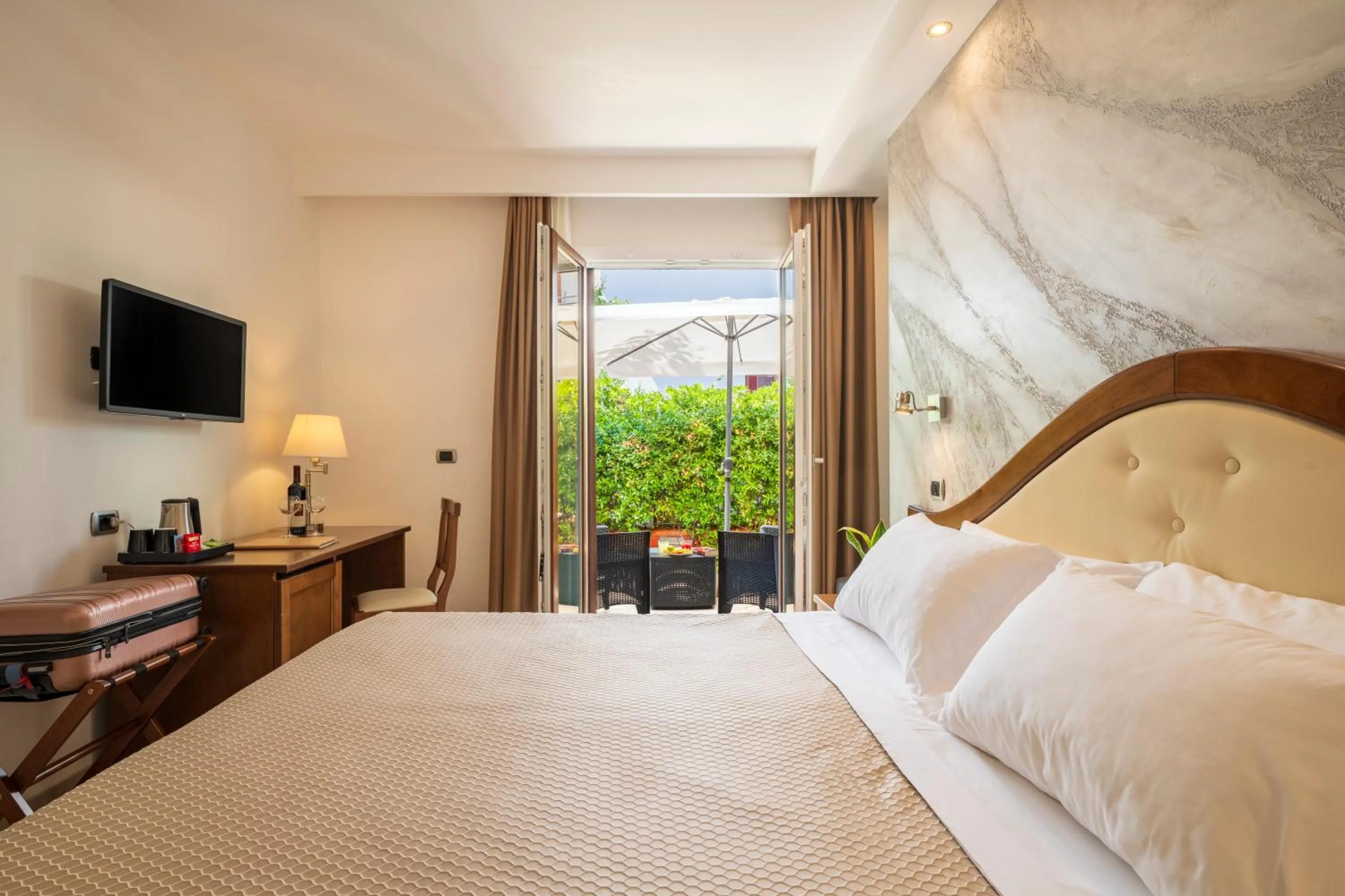 Bedroom, Bed in Hotel Nicoletta