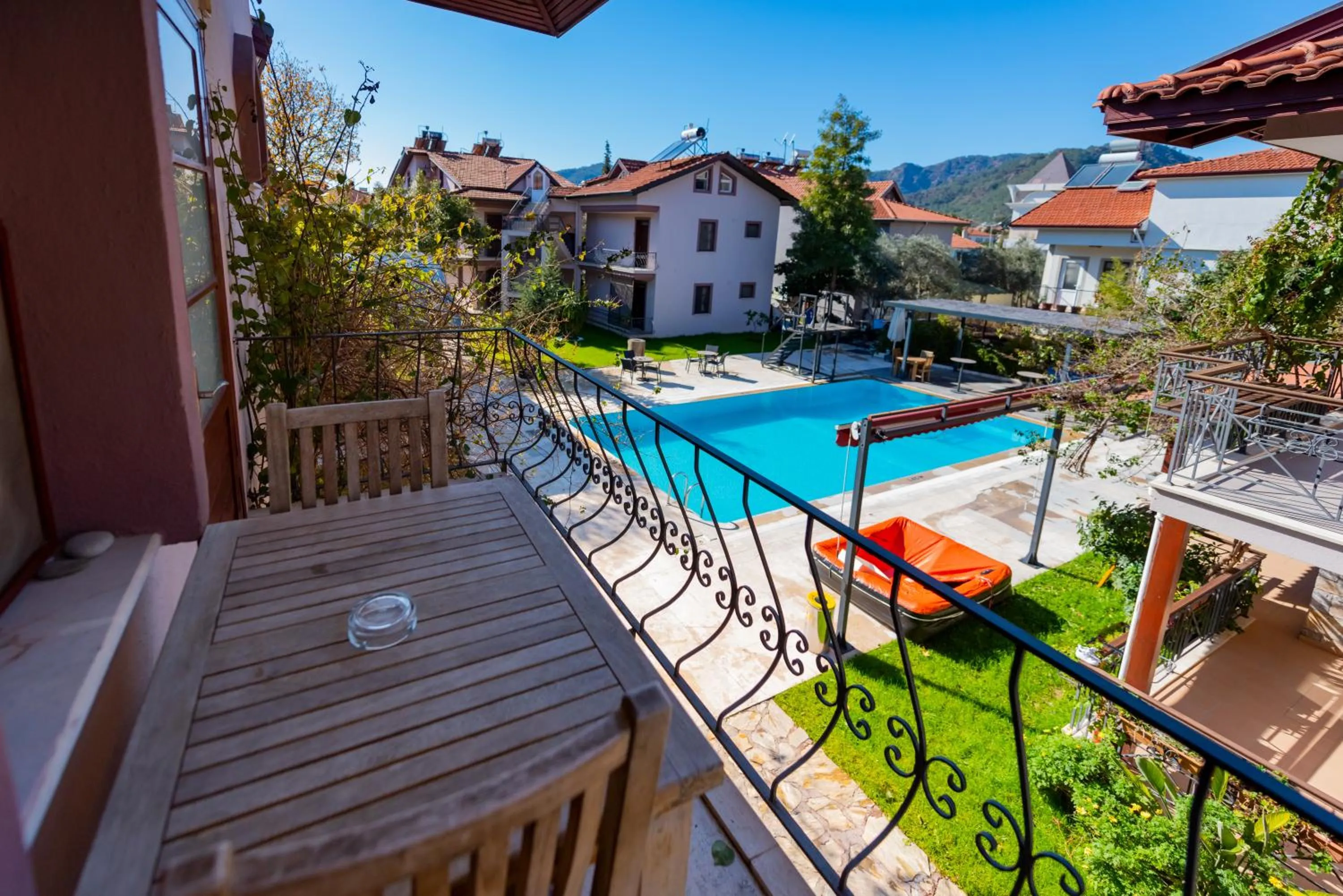 Balcony/Terrace in Vira Suites Hotel