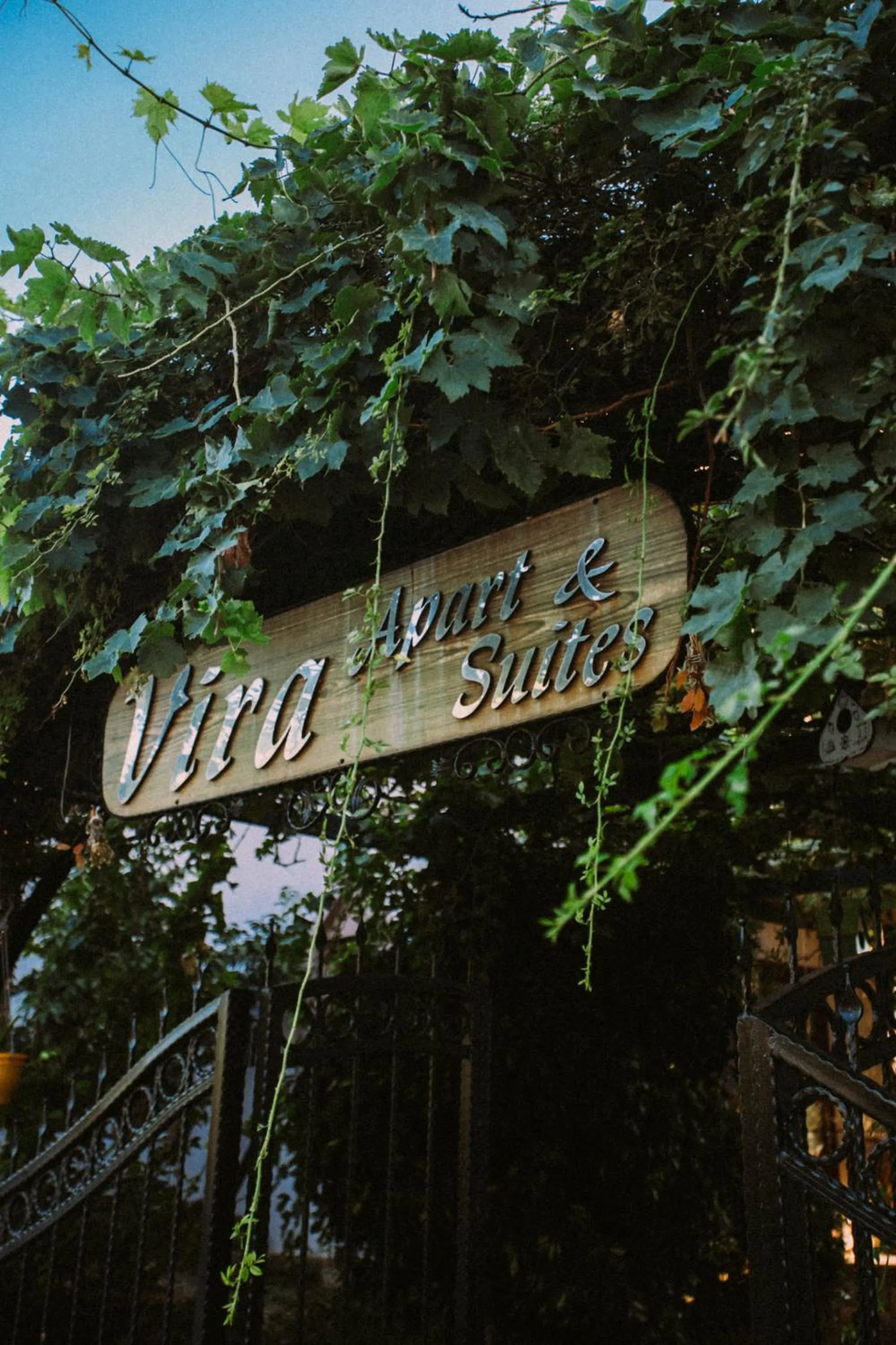 Facade/entrance in Vira Suites Hotel