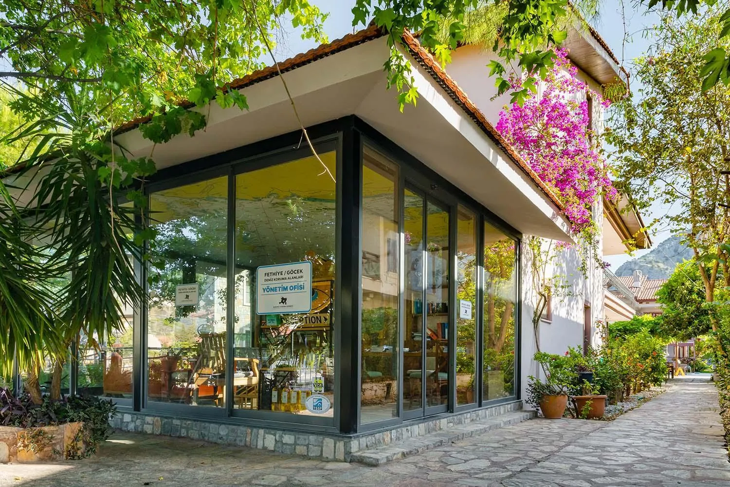 Lobby or reception in Vira Suites Hotel