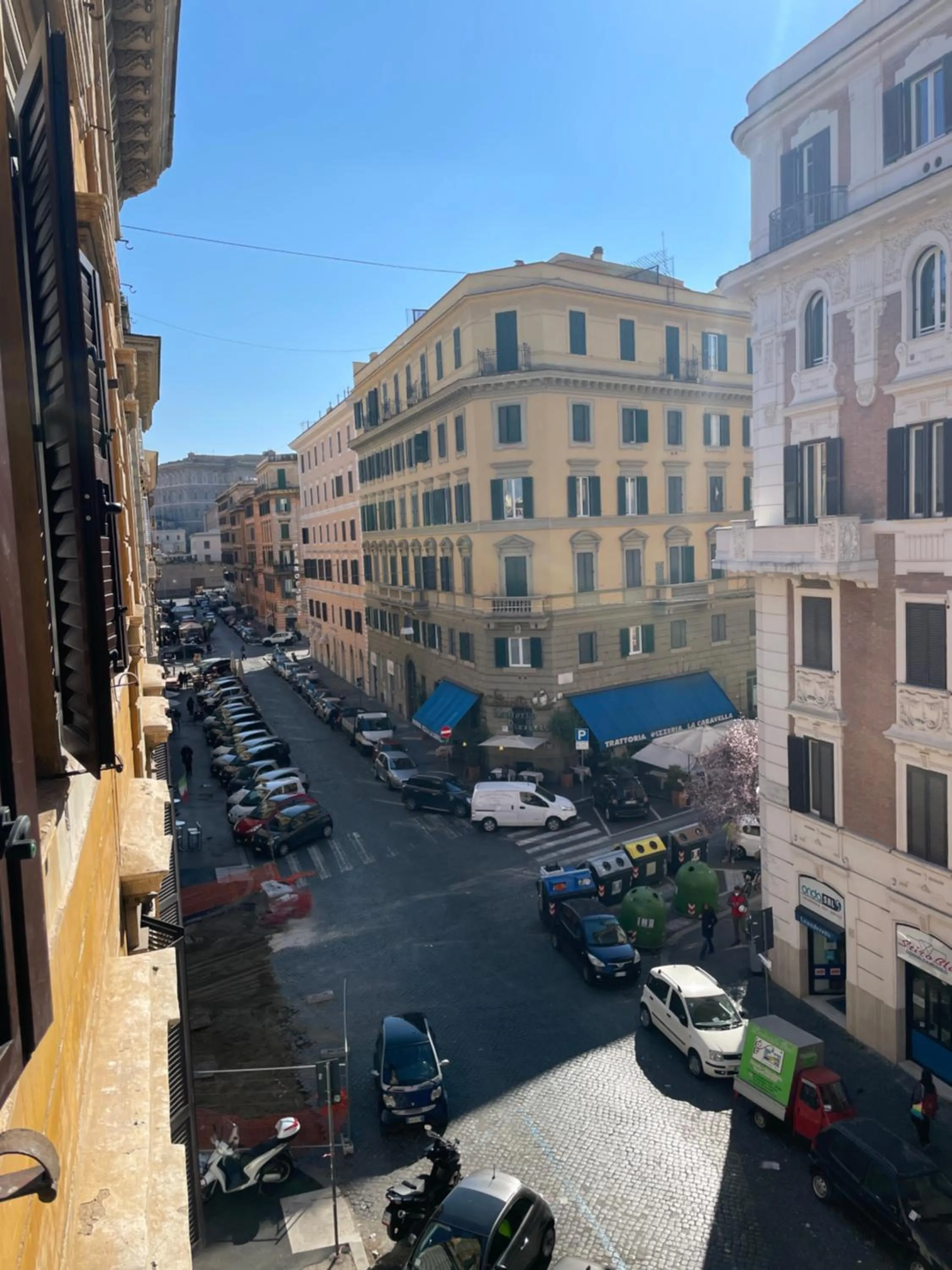 City view in AngelicaHome Roma