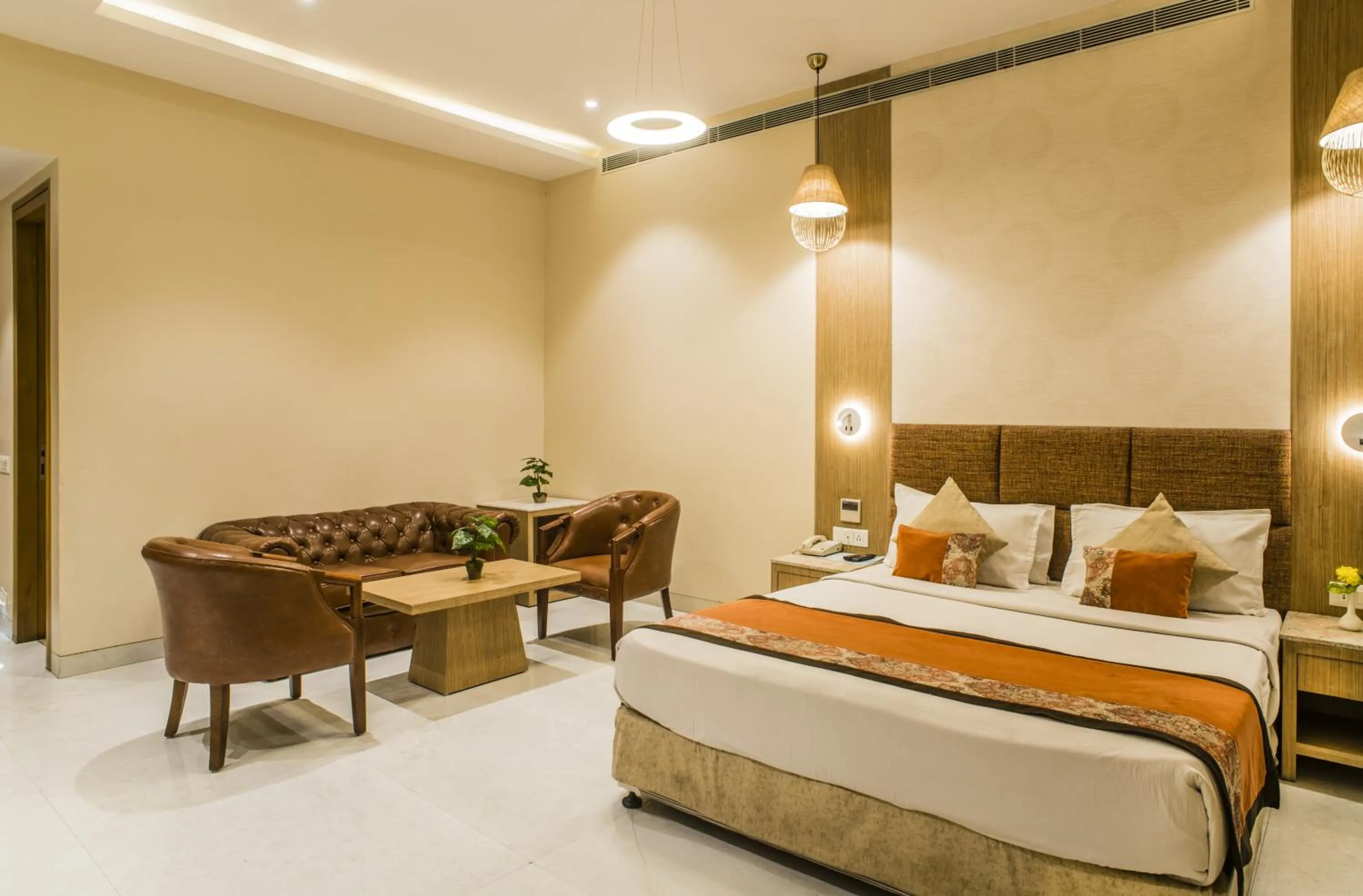 Bedroom, Bed in The Citi Residenci Hotel - Asansol