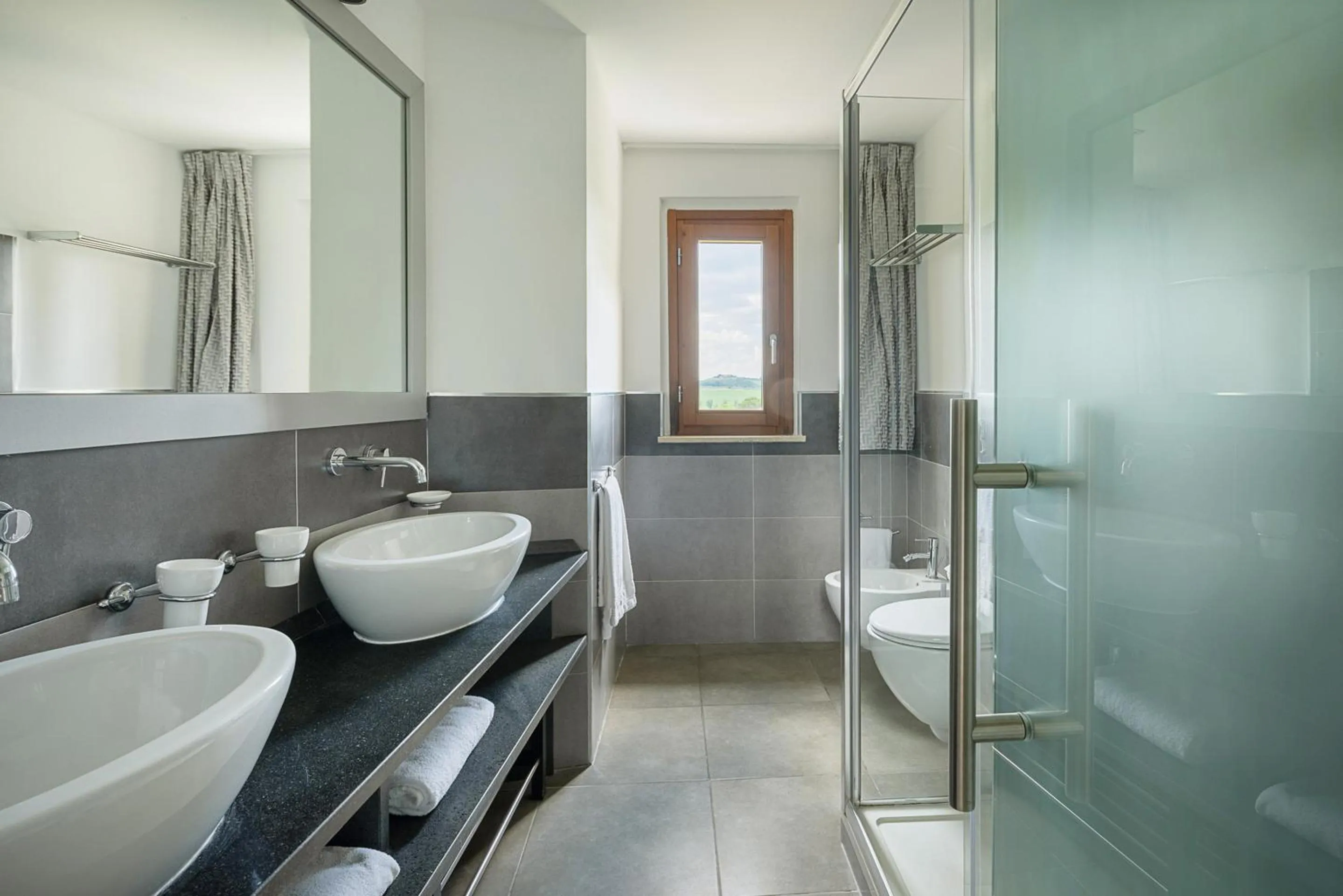 Shower in Precise House Montaperti Siena