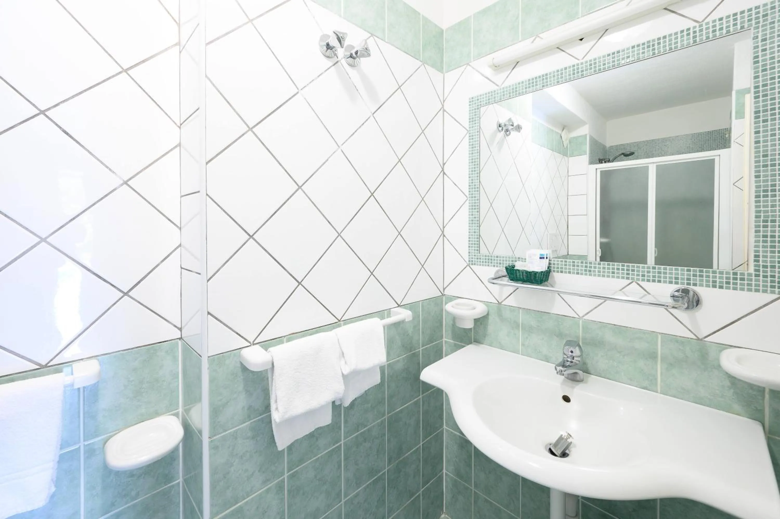 Bathroom in Hotel Parco Cartaromana