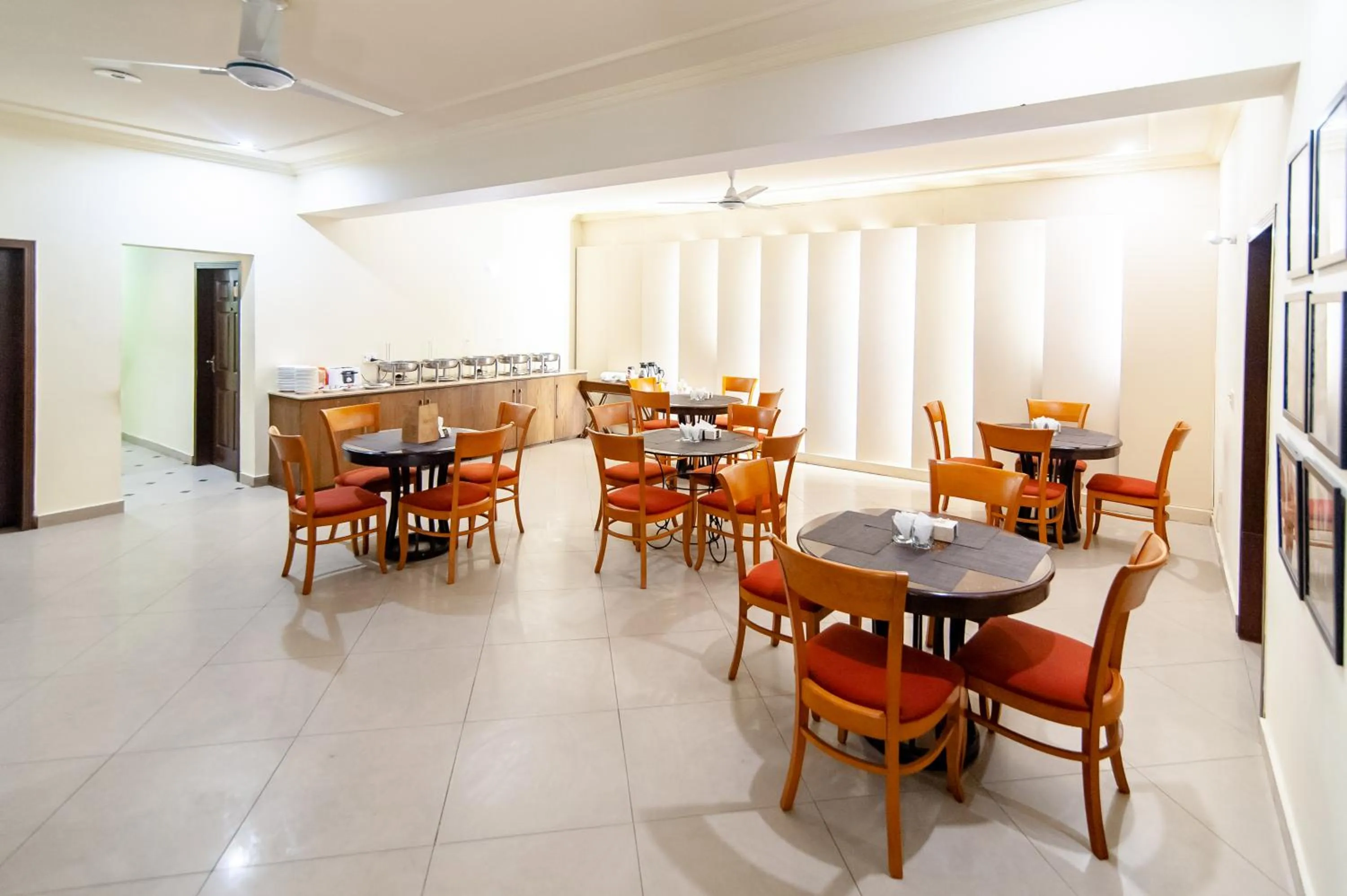 Restaurant/places to eat in Shelton's Rezidor Islamabad