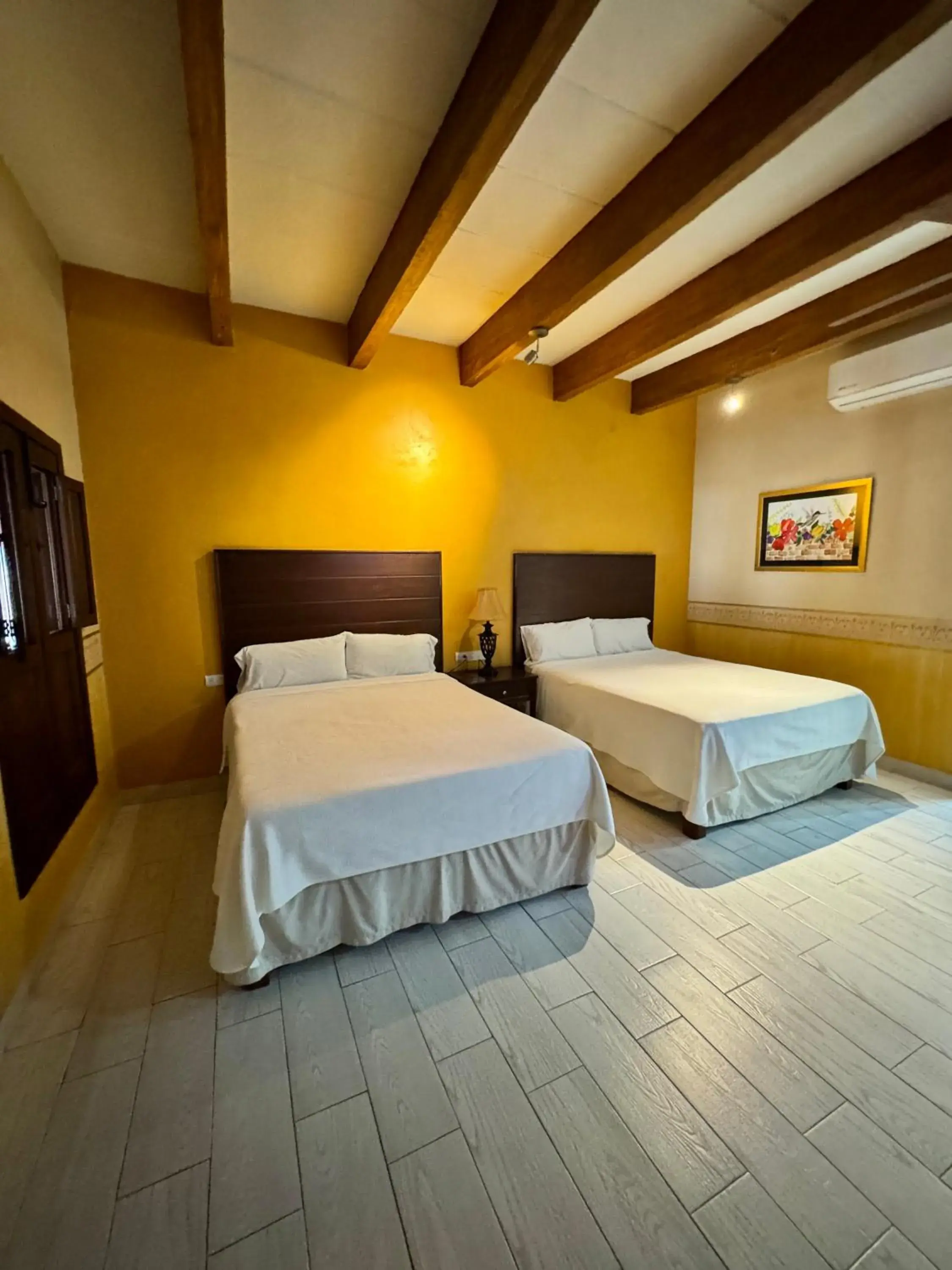 Triple Room with Pool View in Hotel Real de los Alamos Triple Room with Pool View in Hotel Real de los Alamos