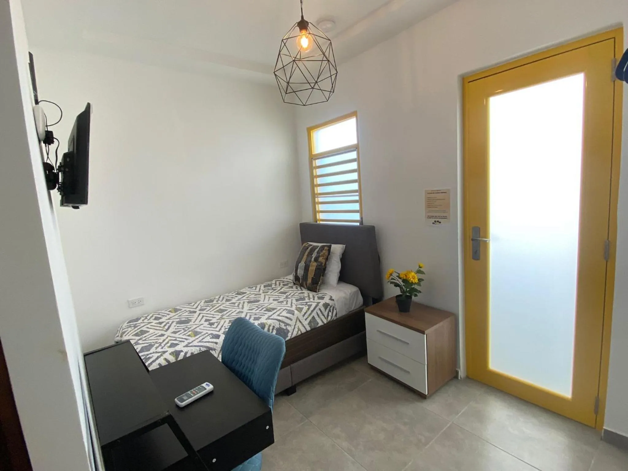 Photo of the whole room, Bed in Hotel Nest