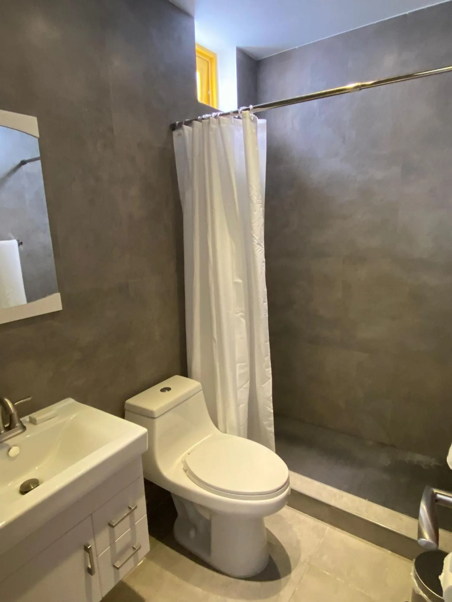 Bathroom in Hotel Nest