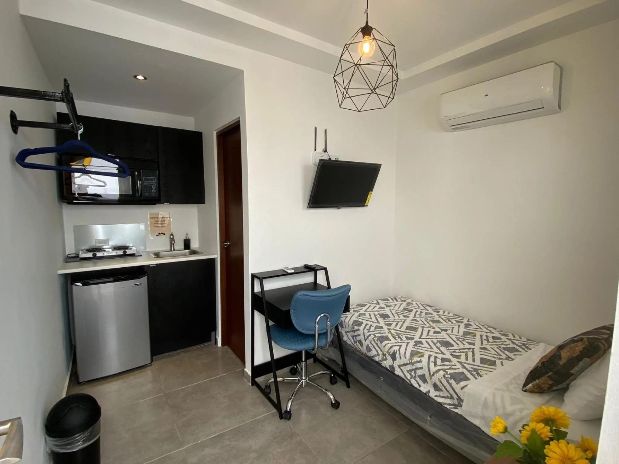 Photo of the whole room, Bed in Hotel Nest