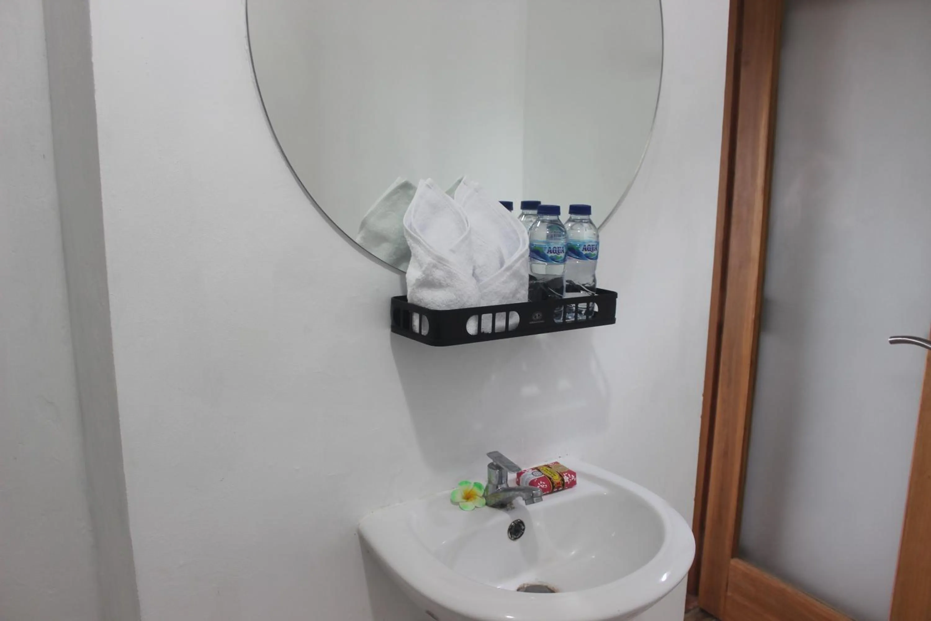 Bathroom in Butterfly Villas Nusa Ceningan