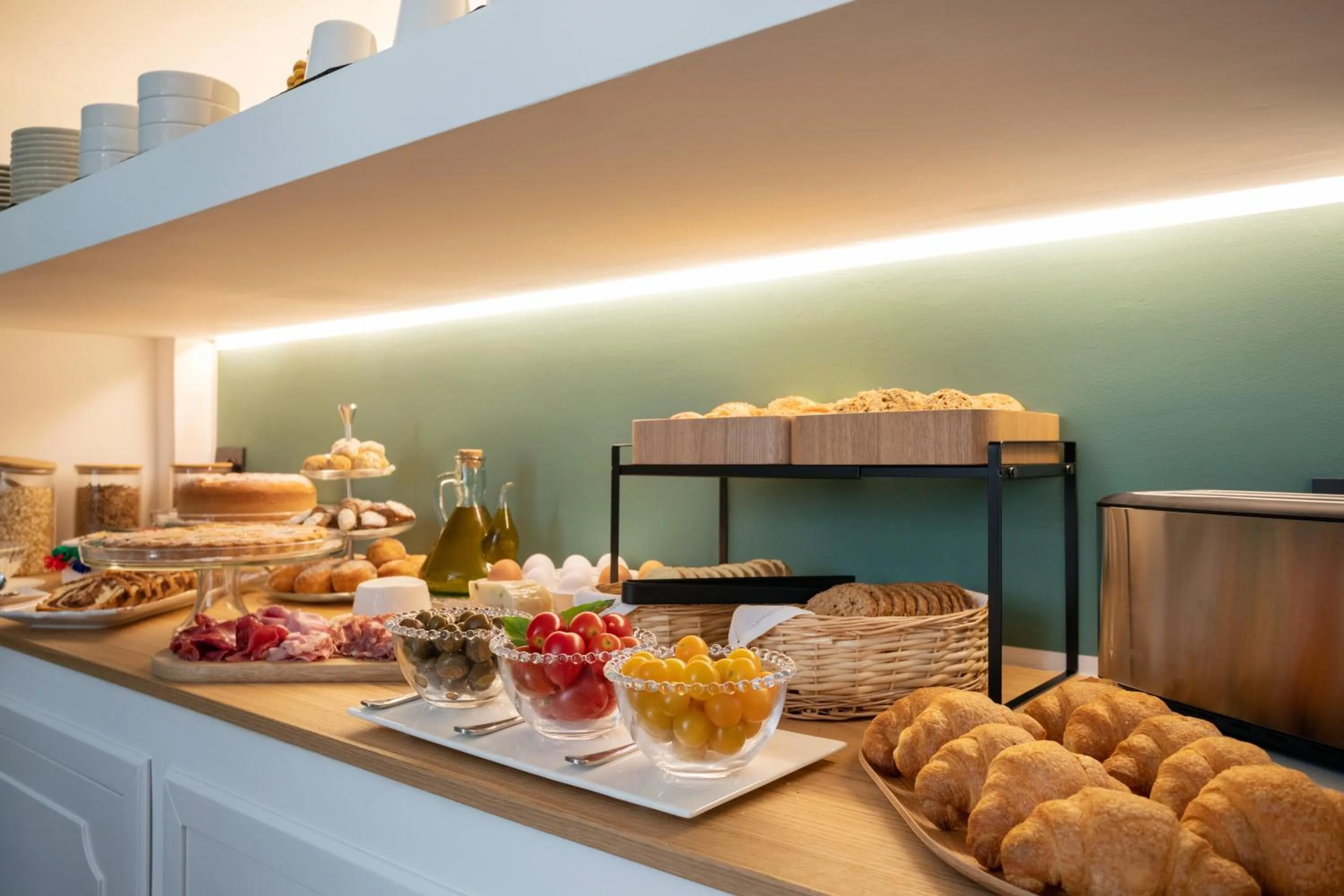 Buffet breakfast in Vossia Luxury Rooms & Sicilian Living
