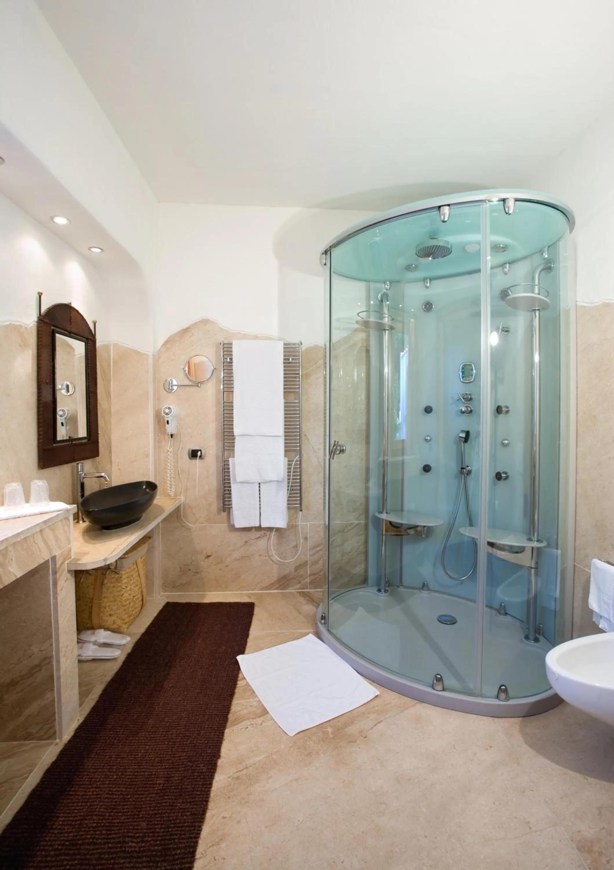 Shower in Hotel Balocco