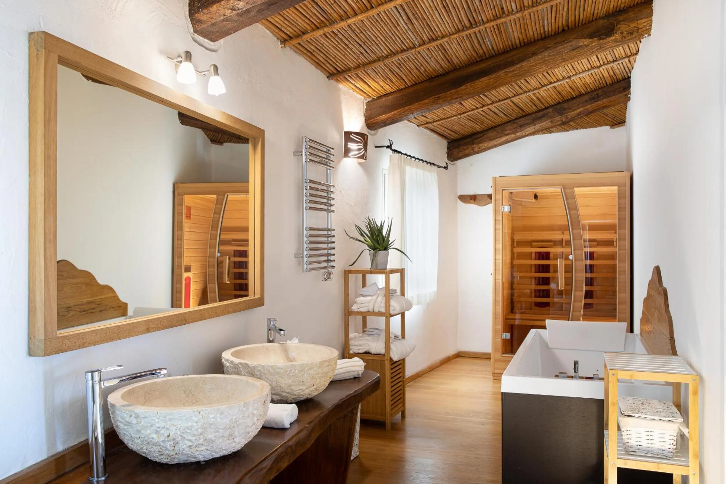 Hot Tub in Hotel Balocco